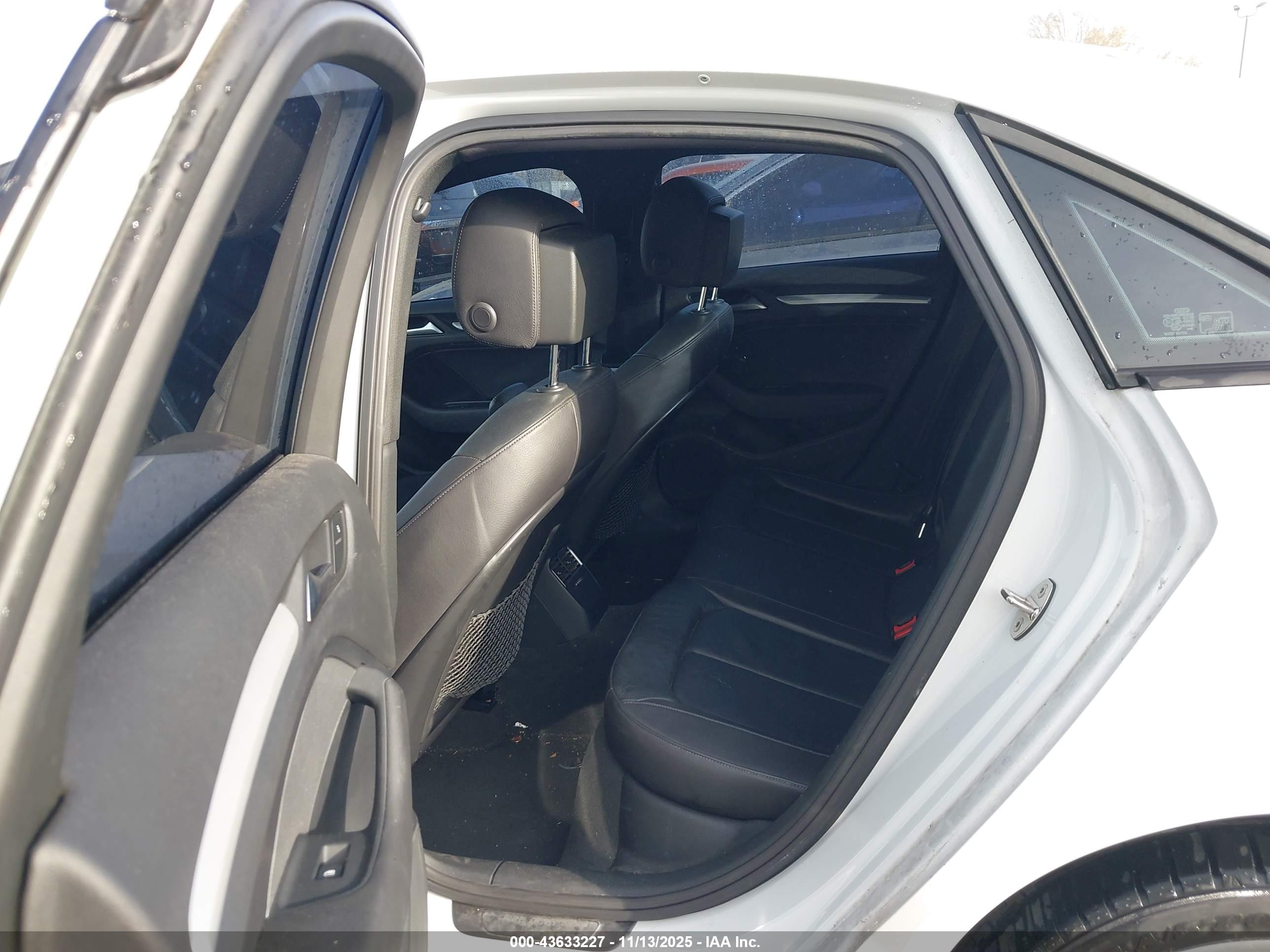 AUDI A3 image 8