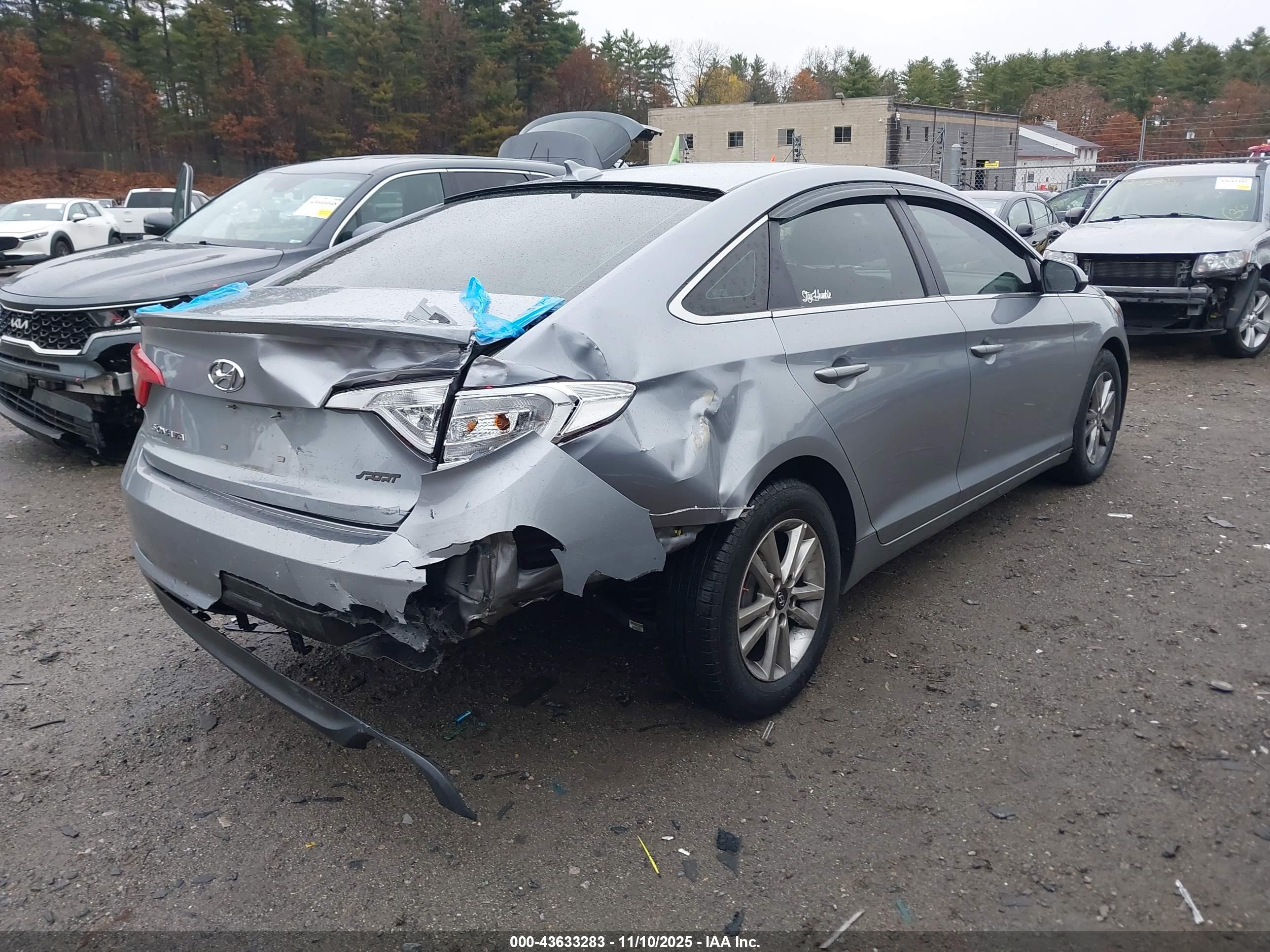 HYUNDAI SONATA image 4