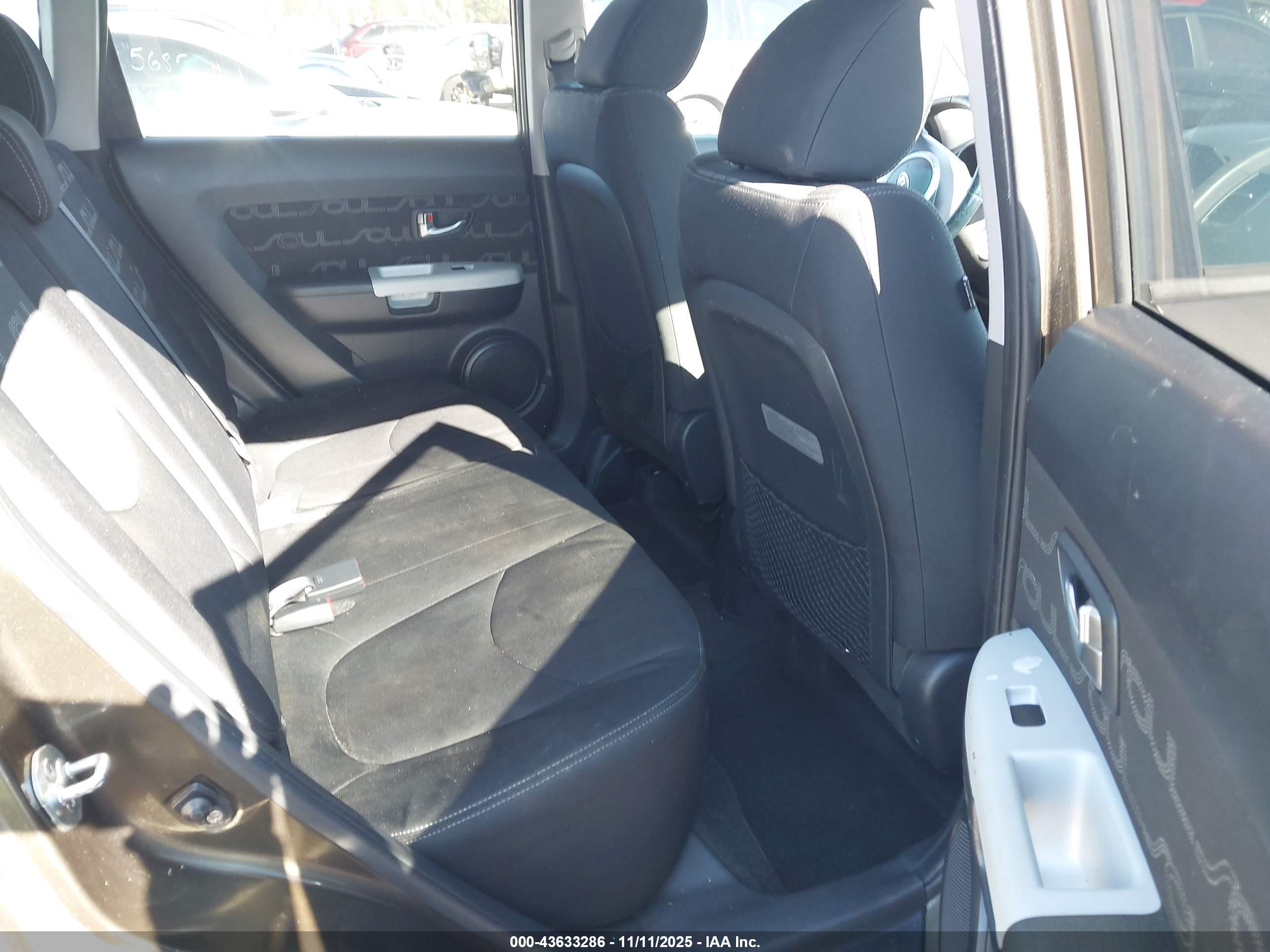 KIA SOUL image 8