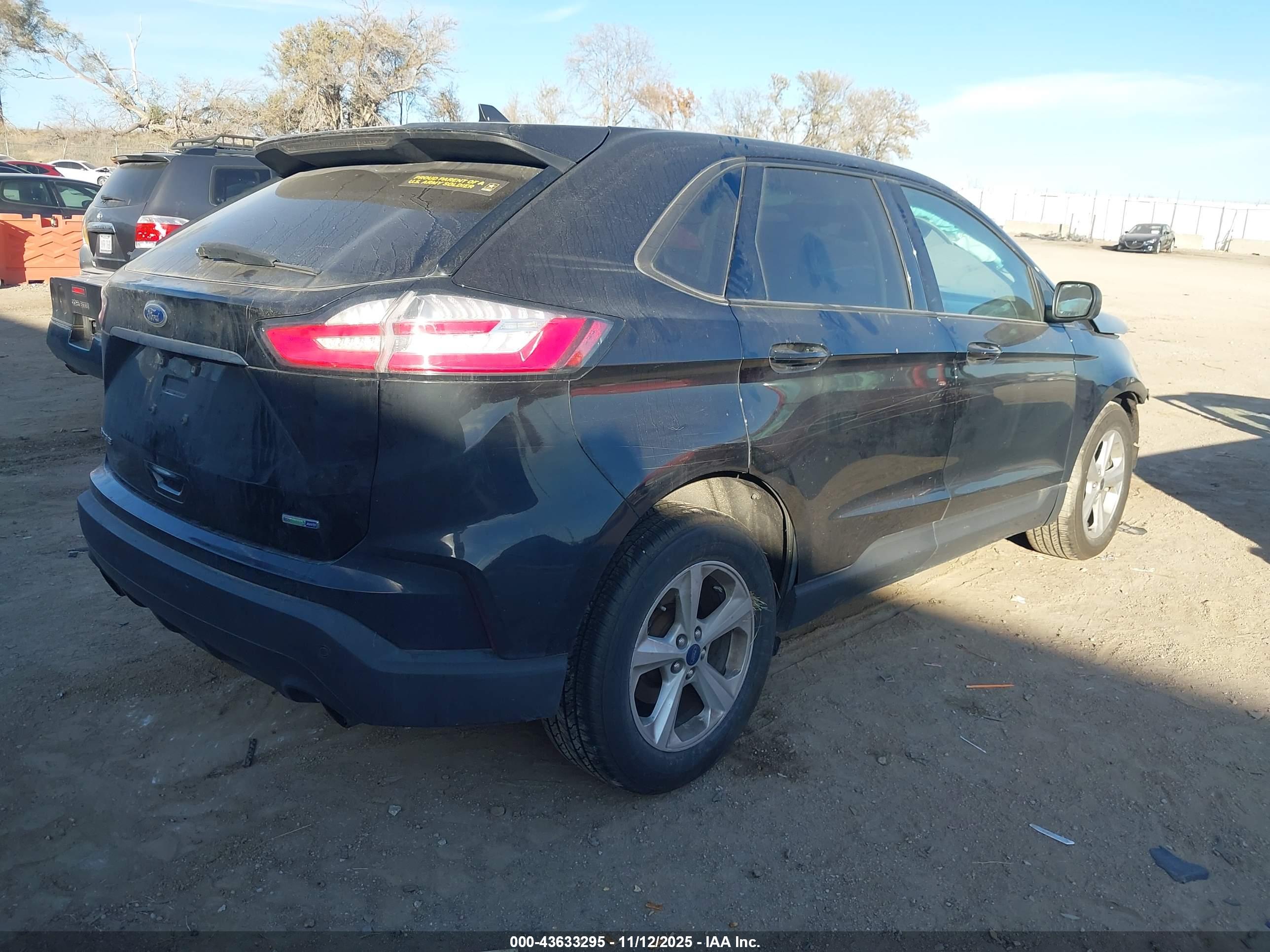 FORD EDGE image 4