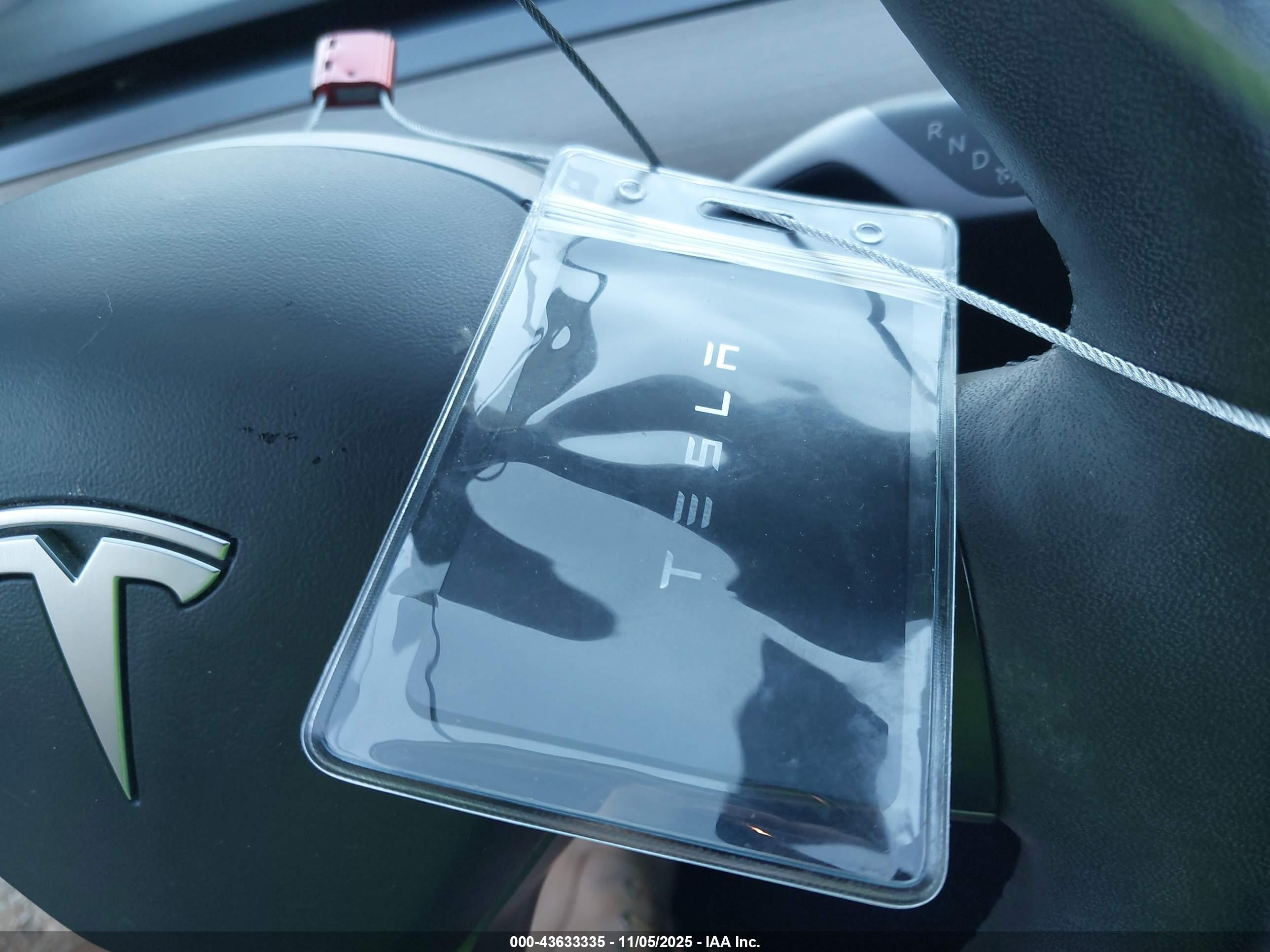 TESLA MODEL image 11