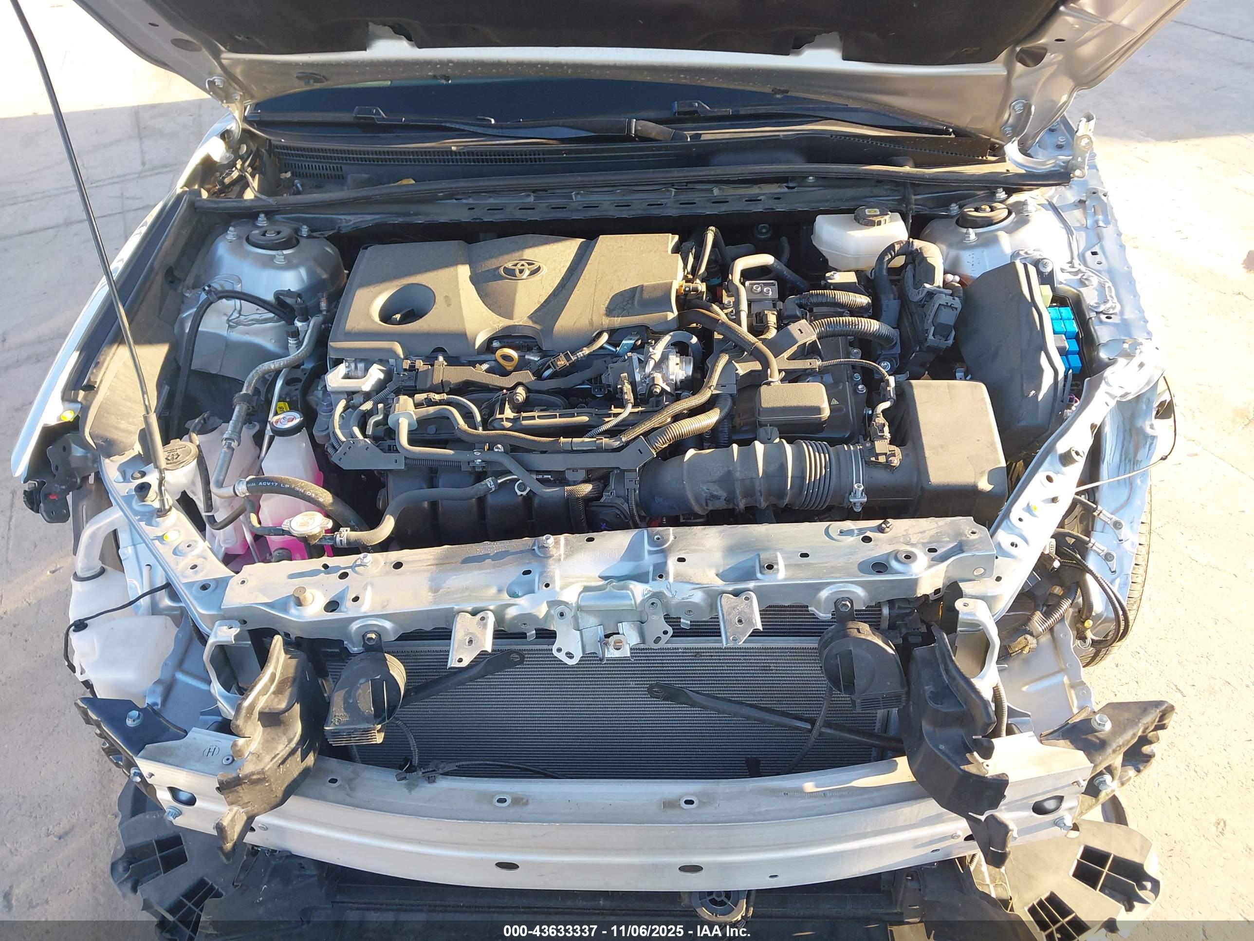 TOYOTA CAMRY image 10
