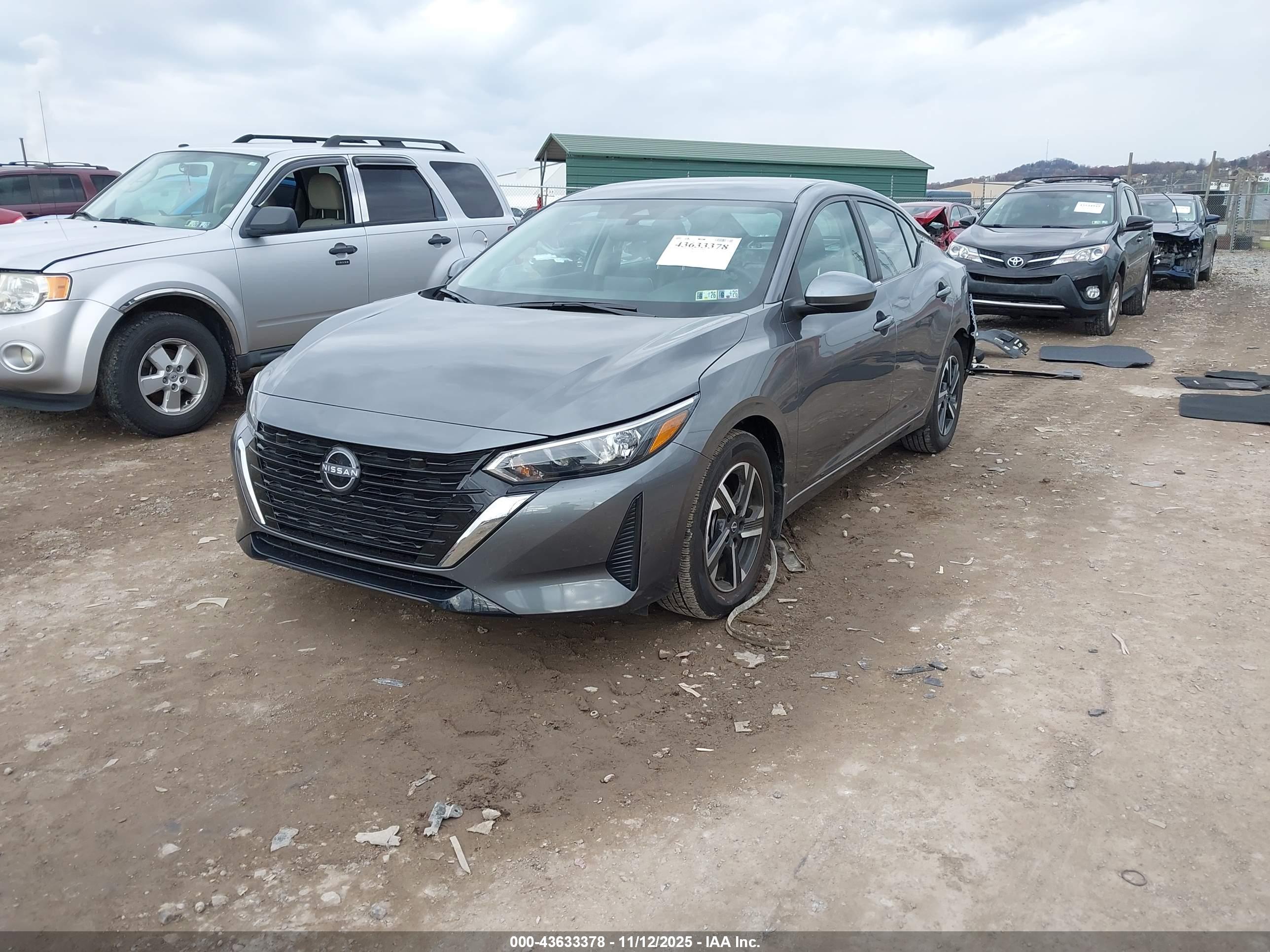 NISSAN SENTRA image 2