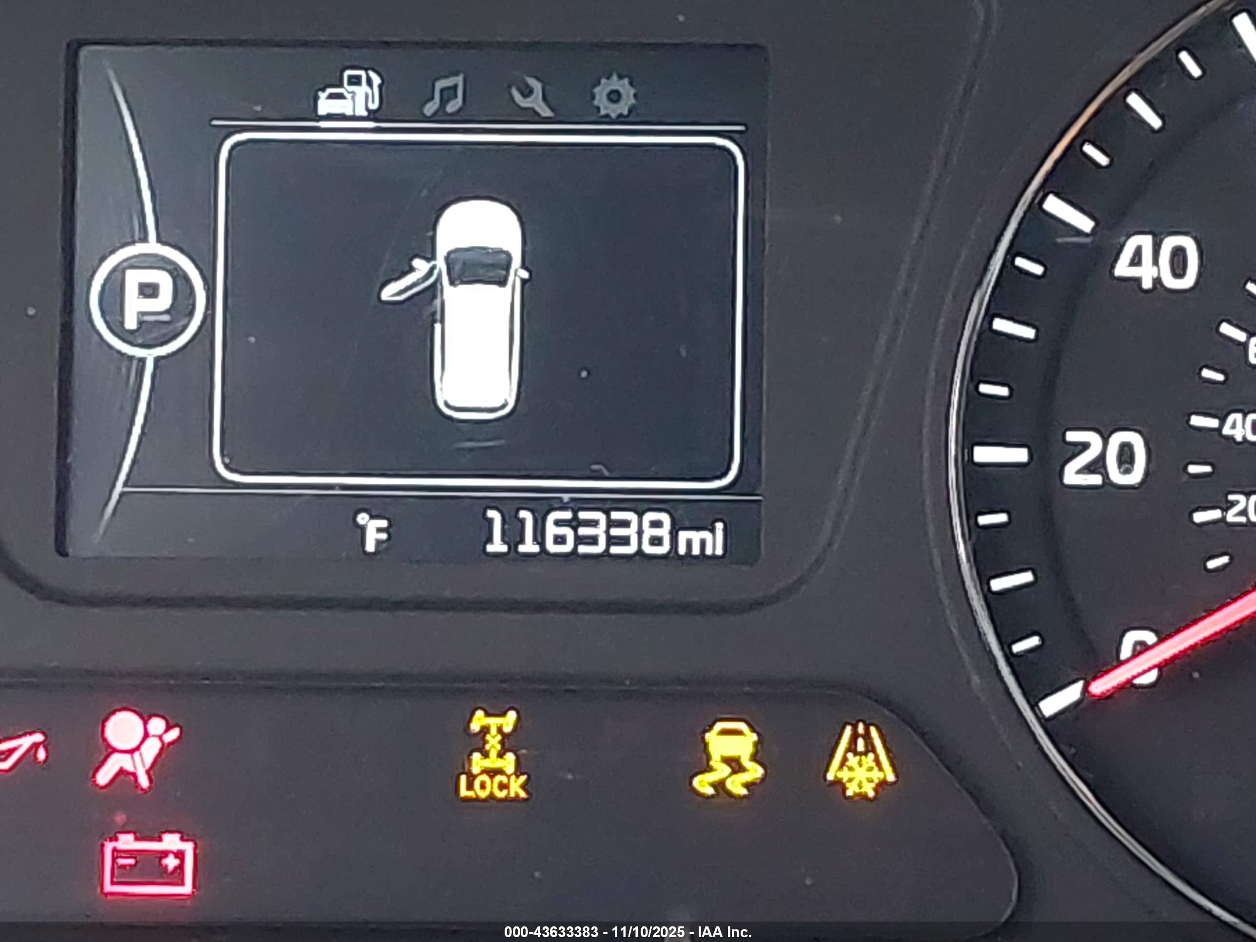 KIA SORENTO image 7
