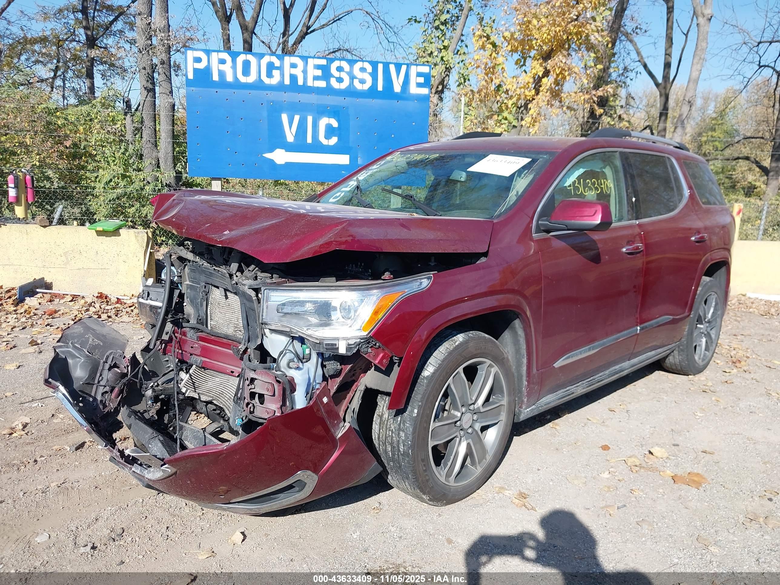 GMC ACADIA image 6