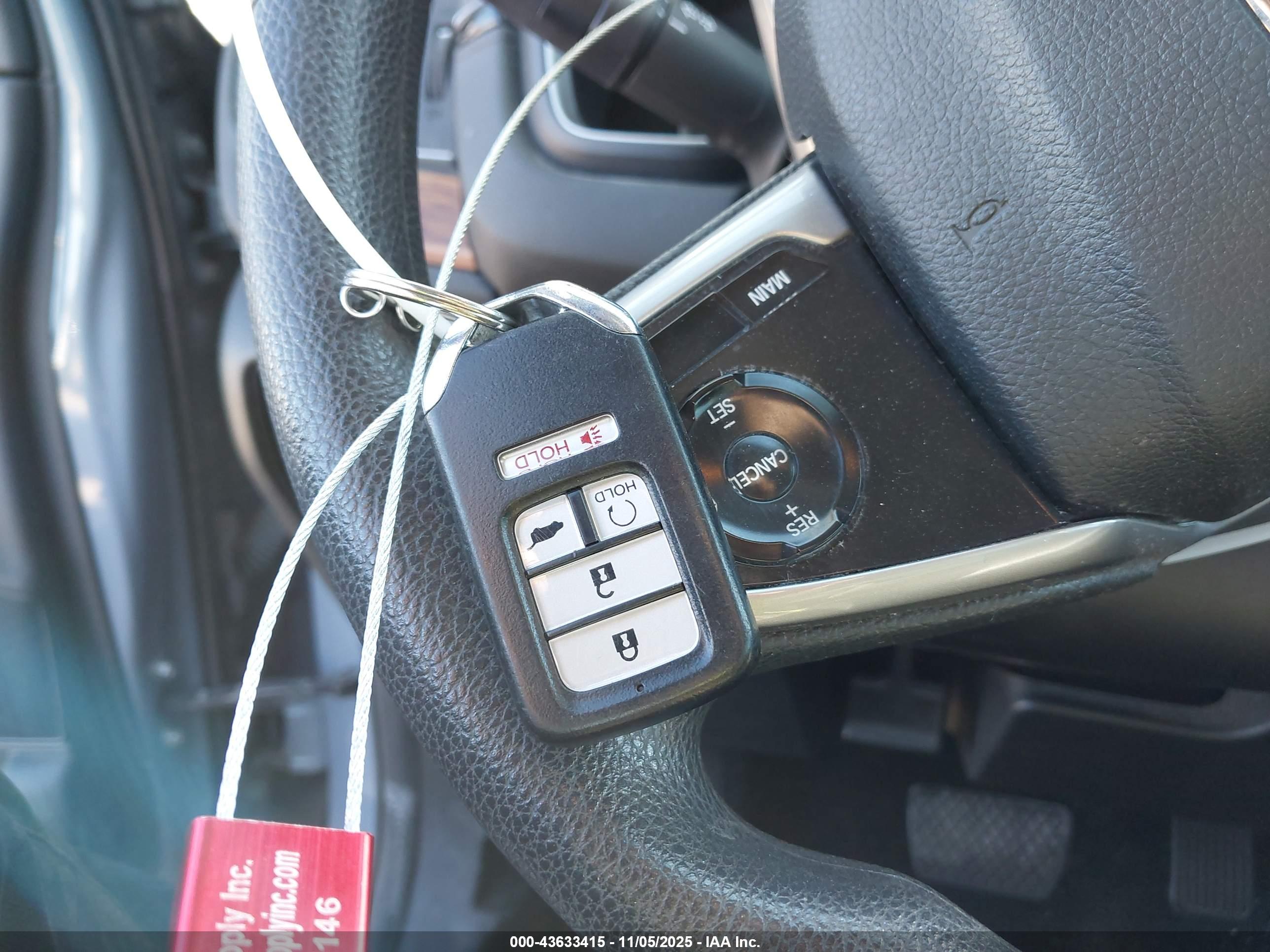HONDA CR-V image 11