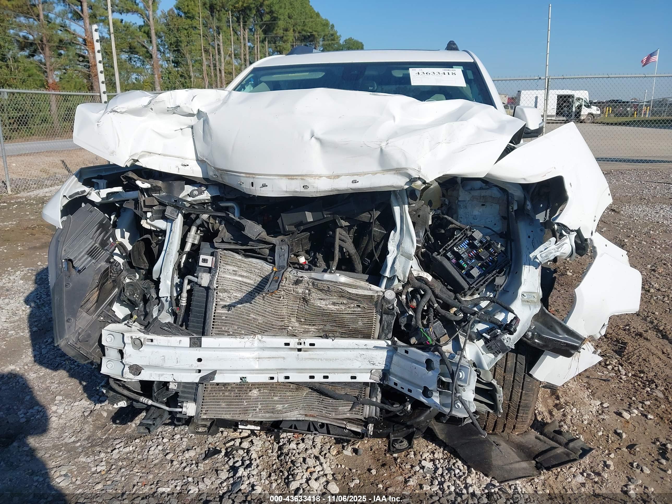 GMC ACADIA image 6