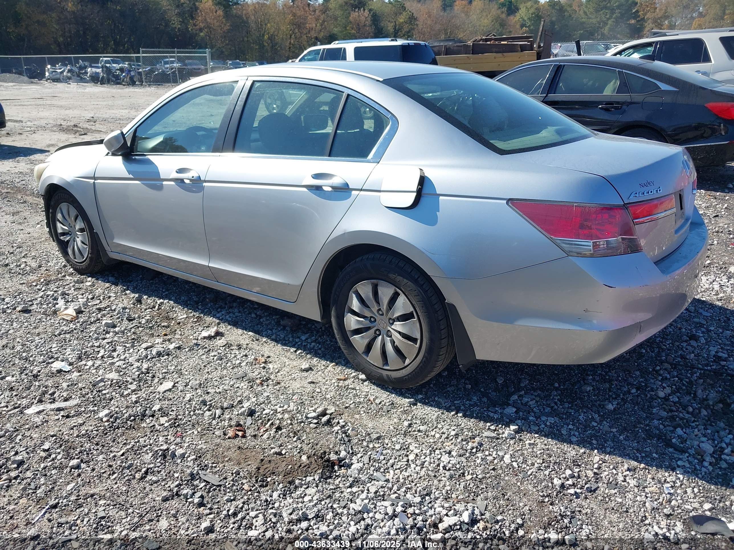 HONDA ACCORD image 3