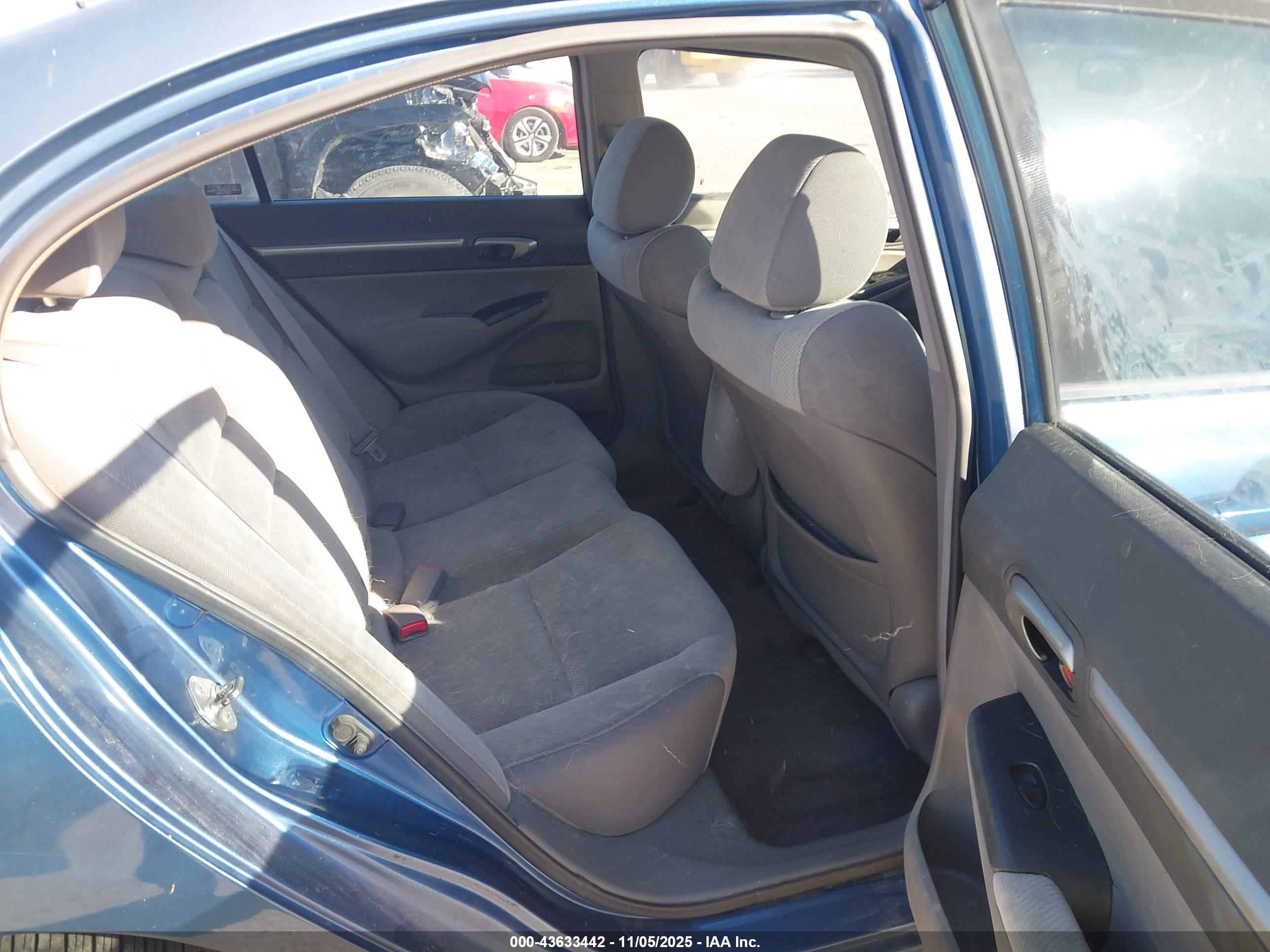 HONDA CIVIC image 8