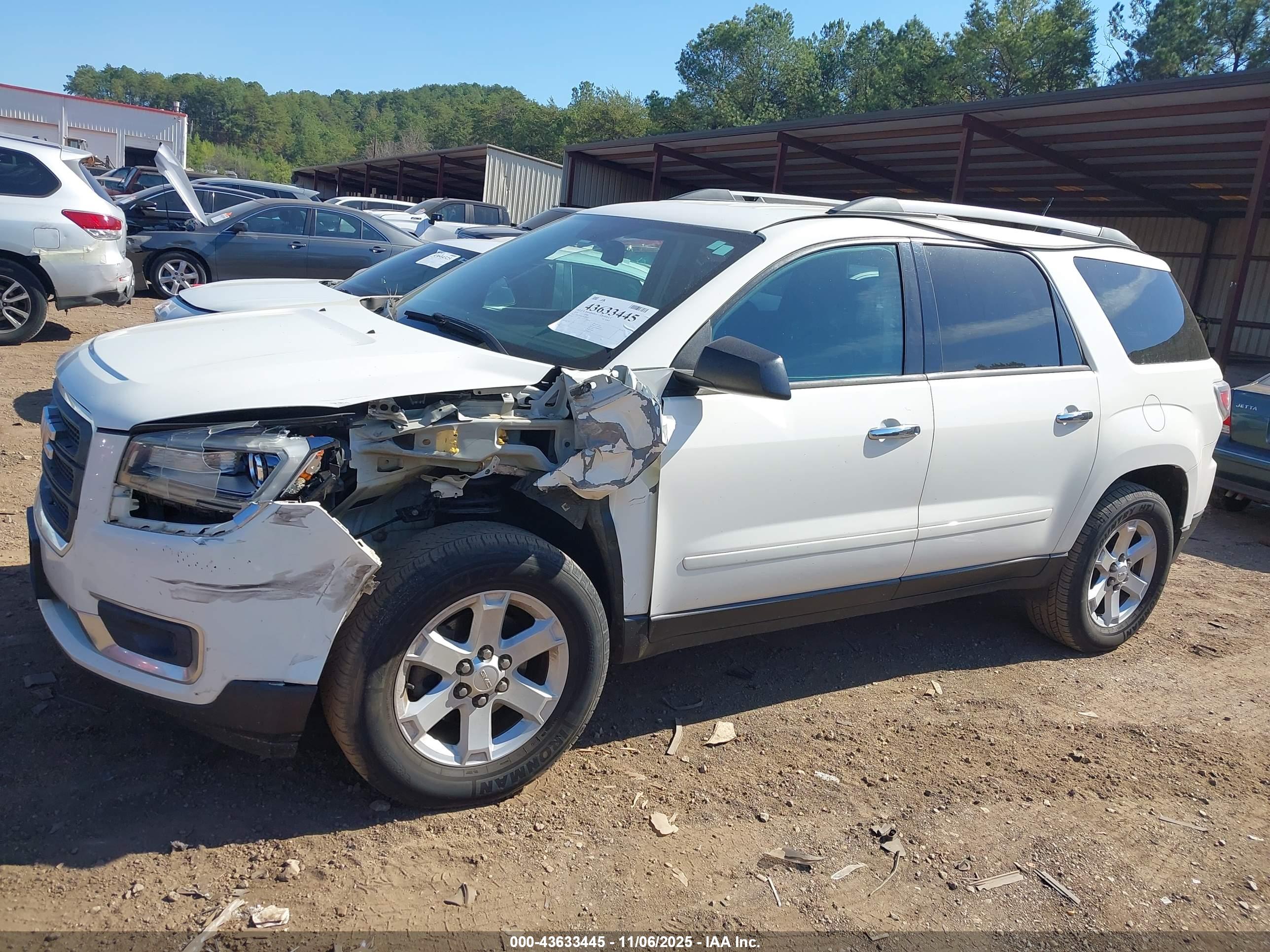 GMC ACADIA image 6