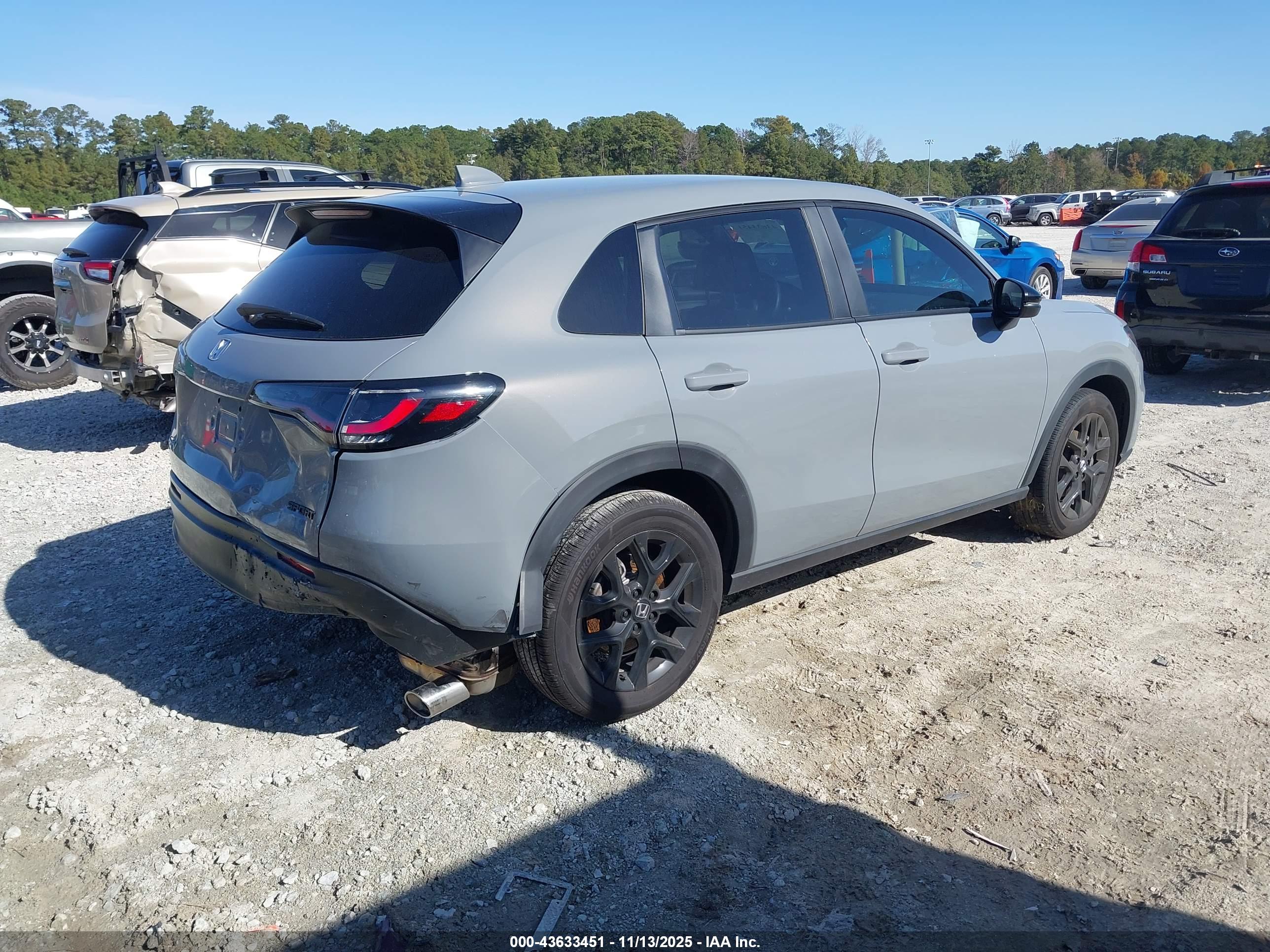 HONDA HR-V image 4