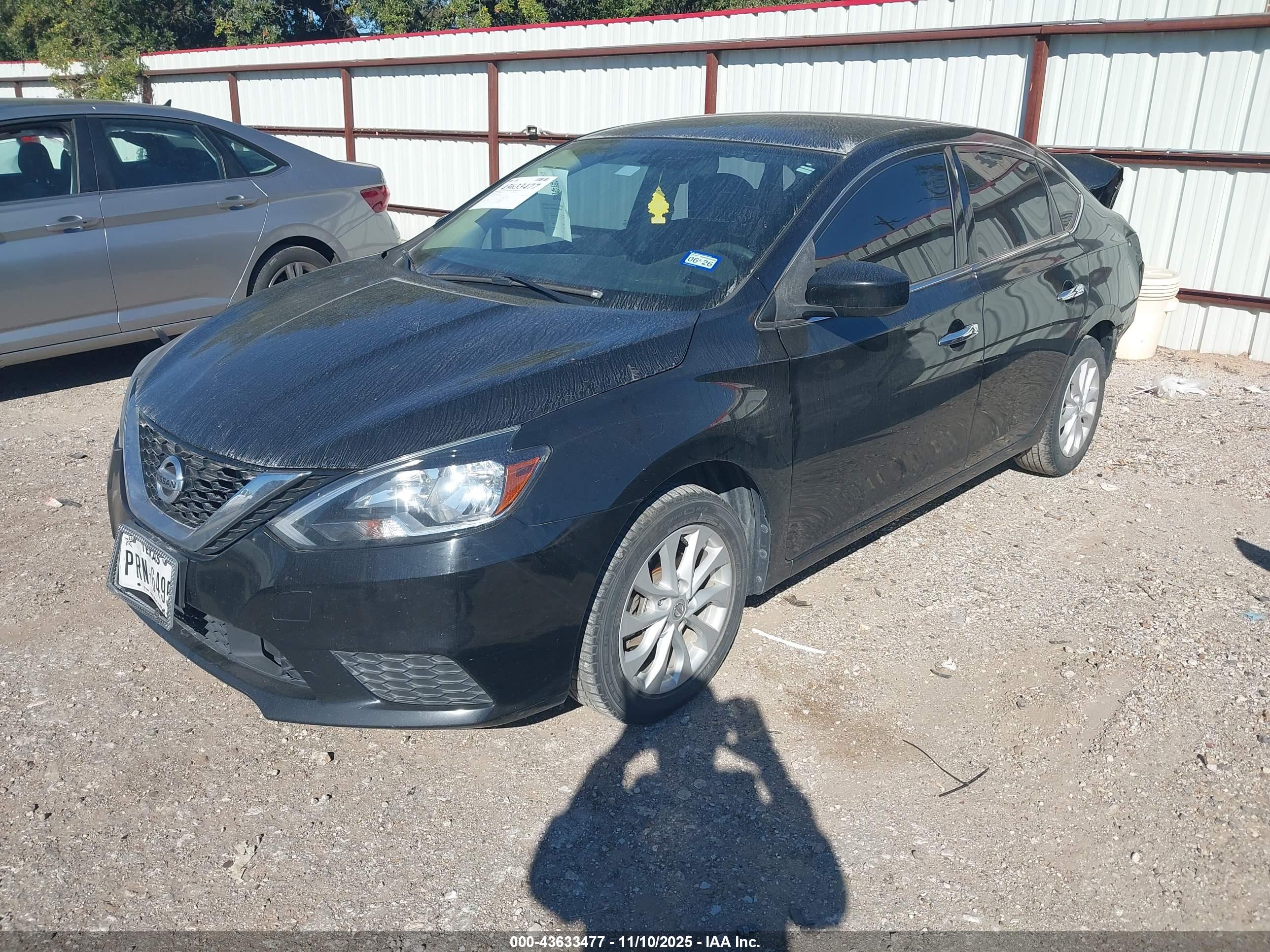 NISSAN SENTRA image 2