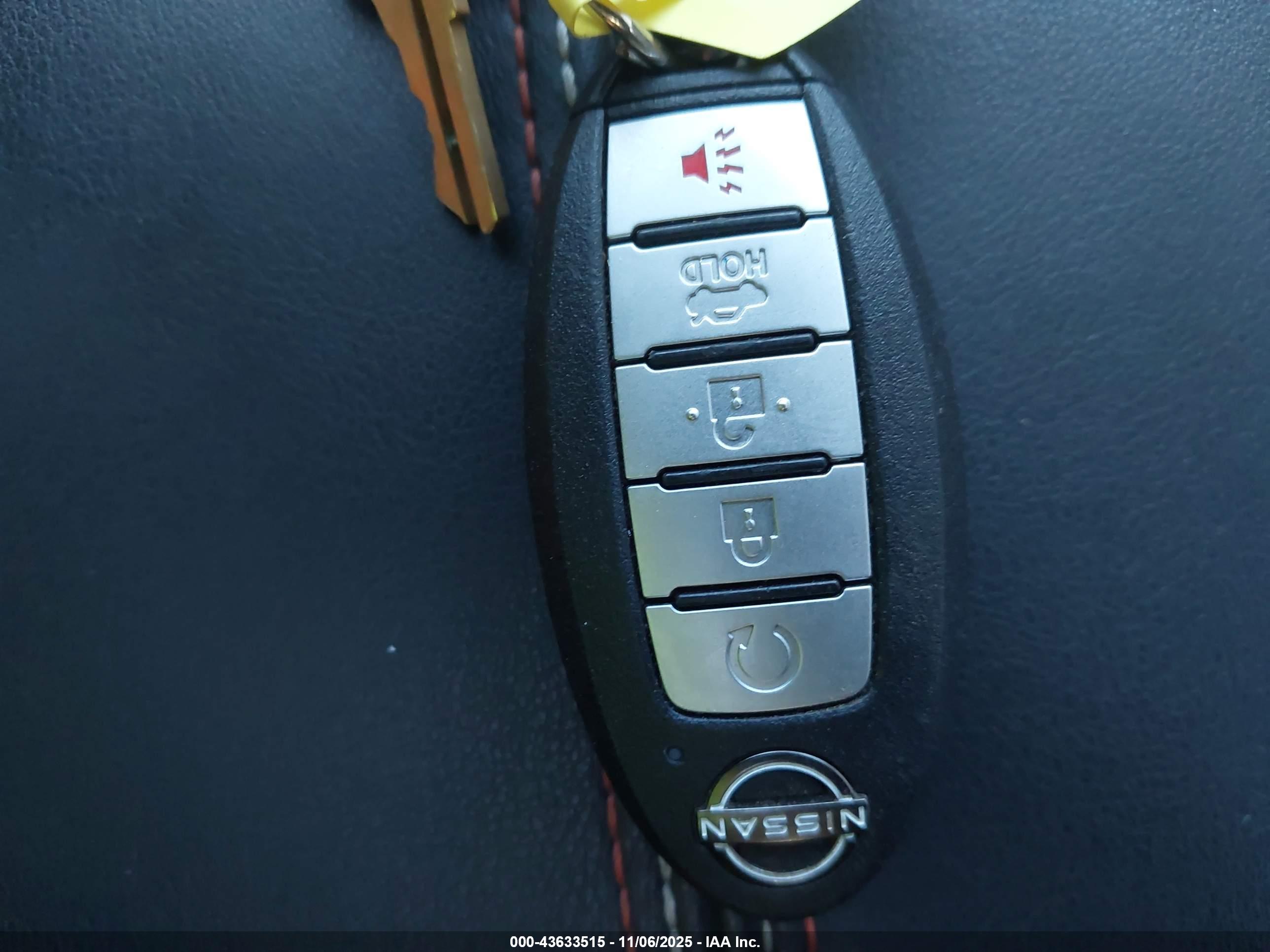 NISSAN ALTIMA image 11