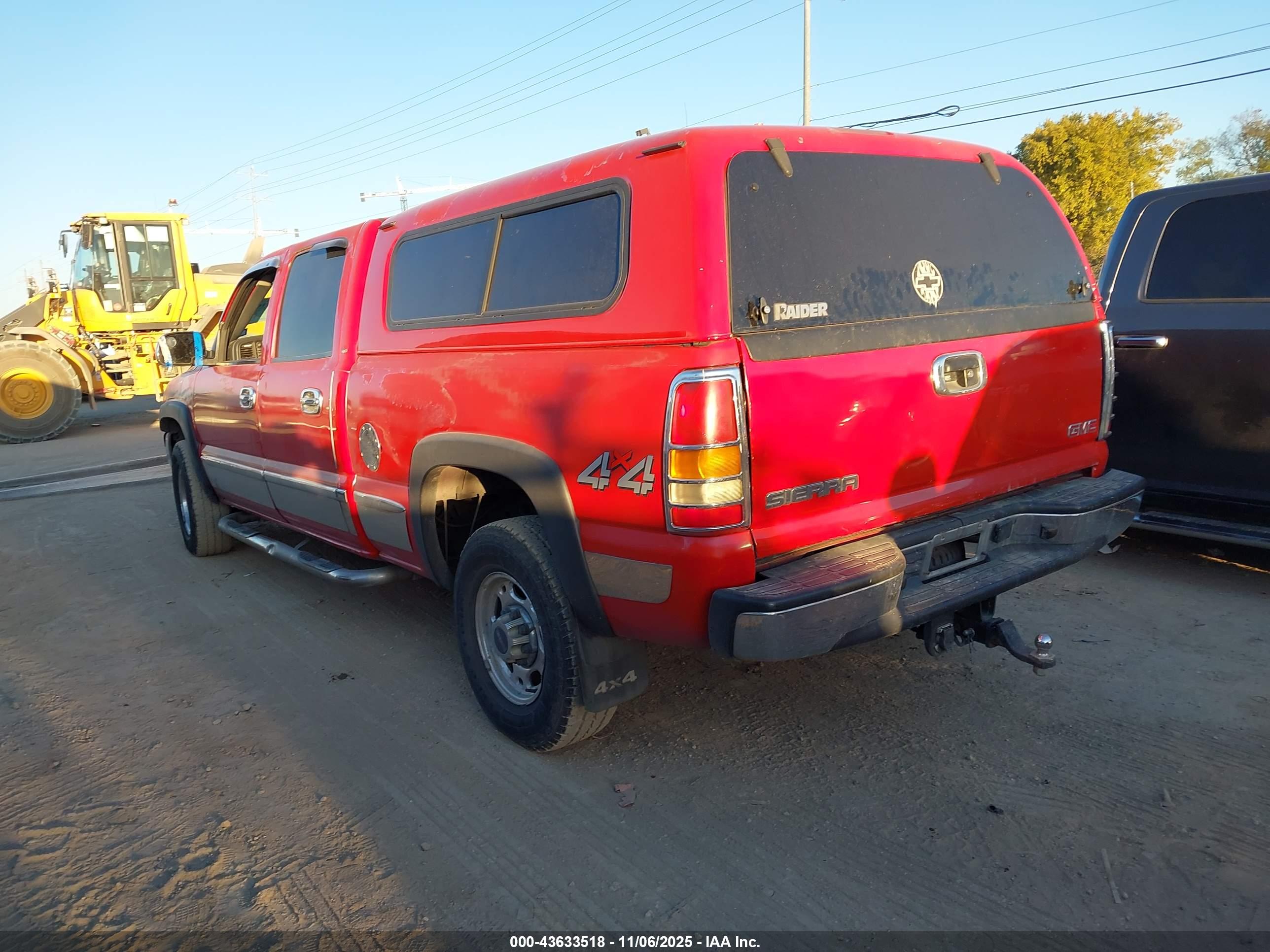 GMC SIERRA image 3