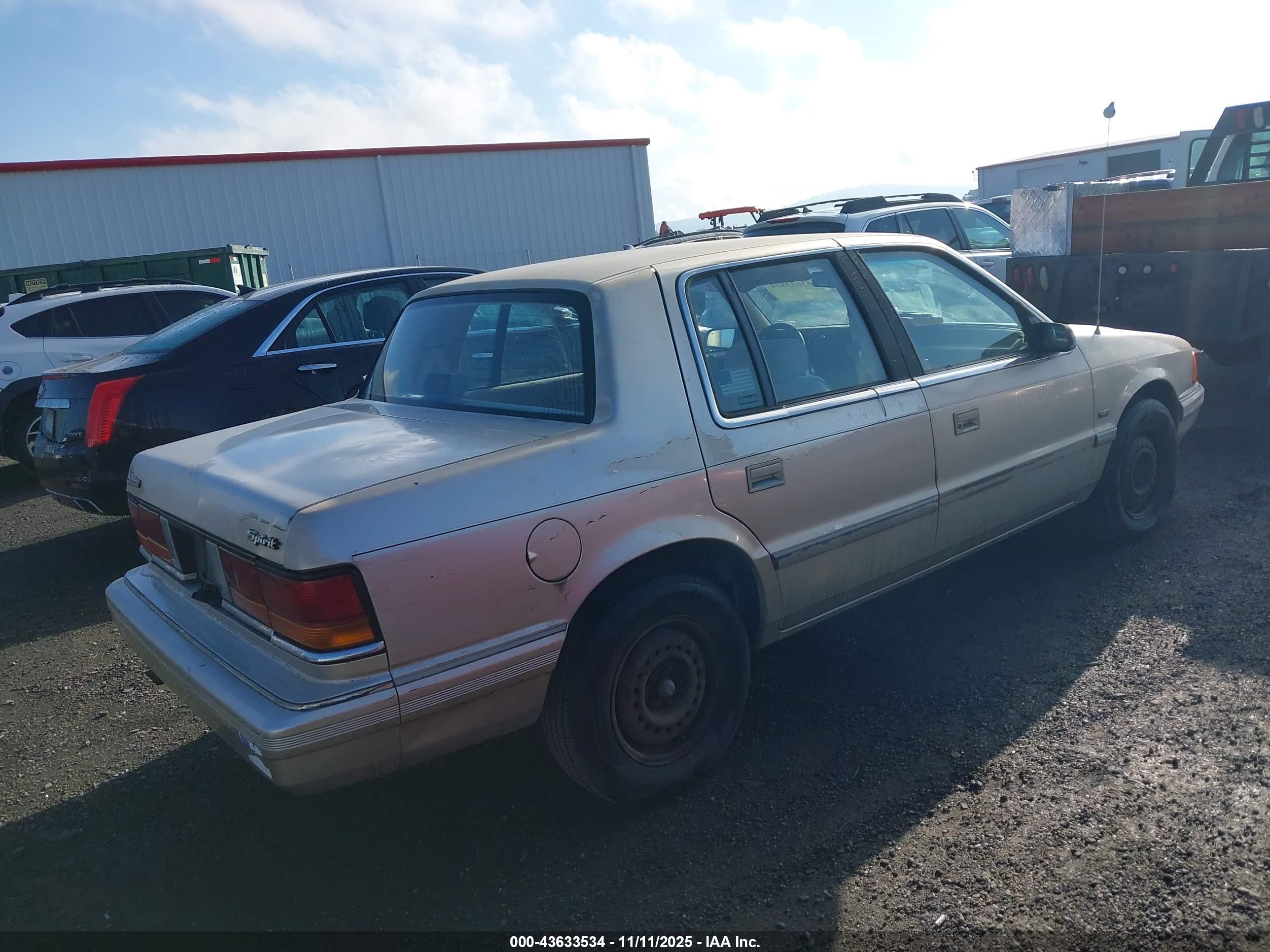 DODGE SPIRIT image 4