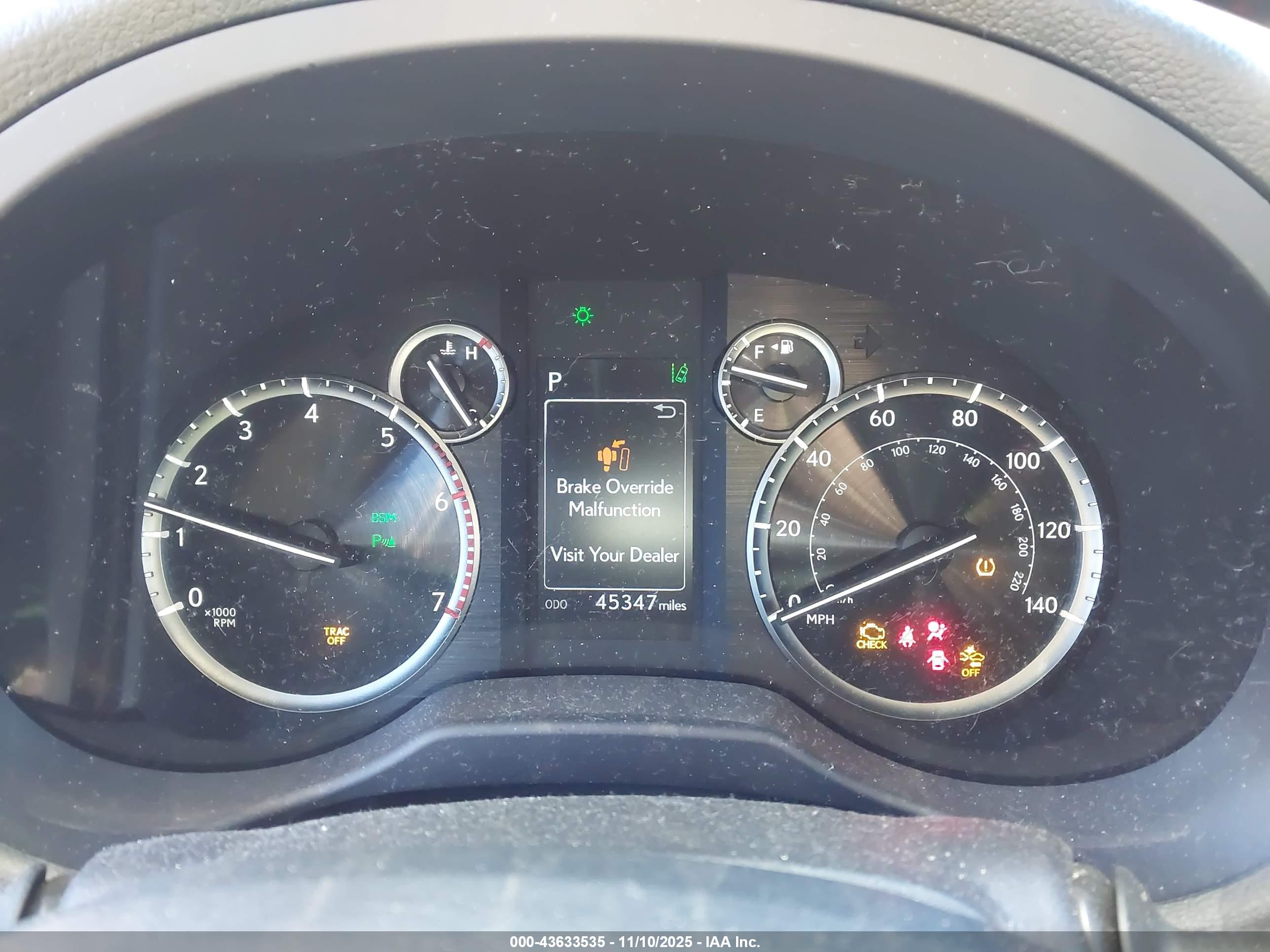 LEXUS GX image 7