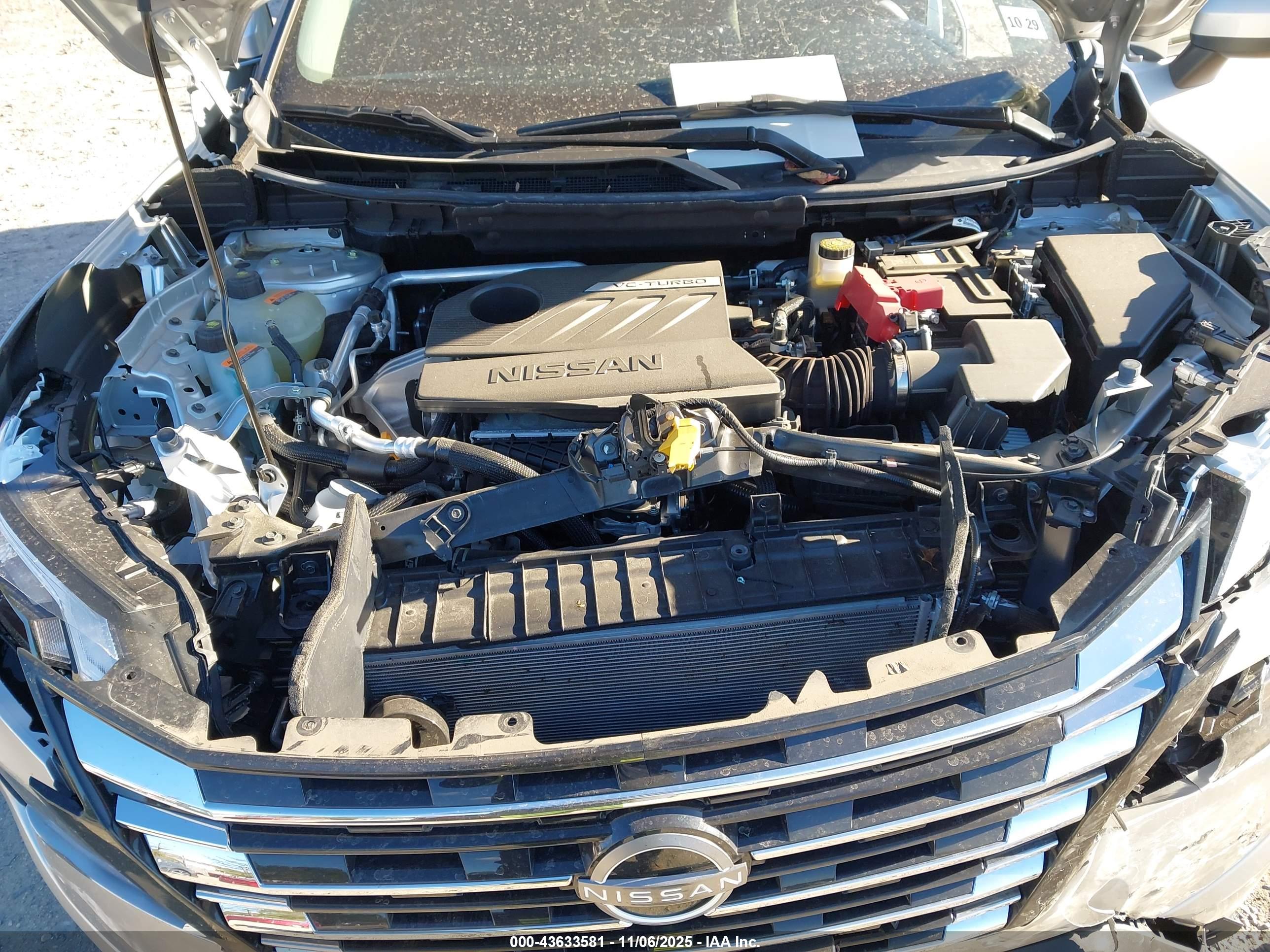 NISSAN ROGUE image 10