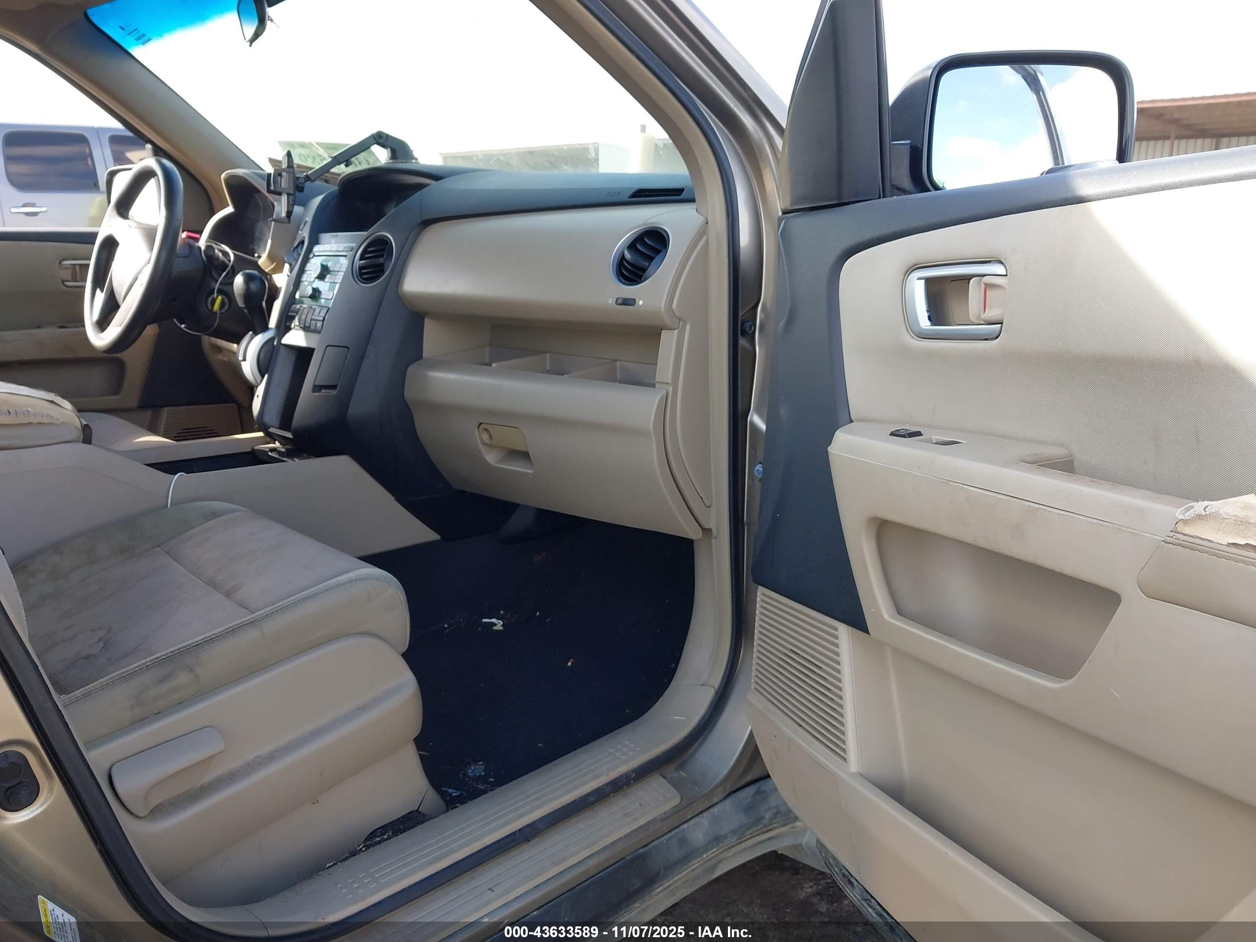 HONDA PILOT image 5