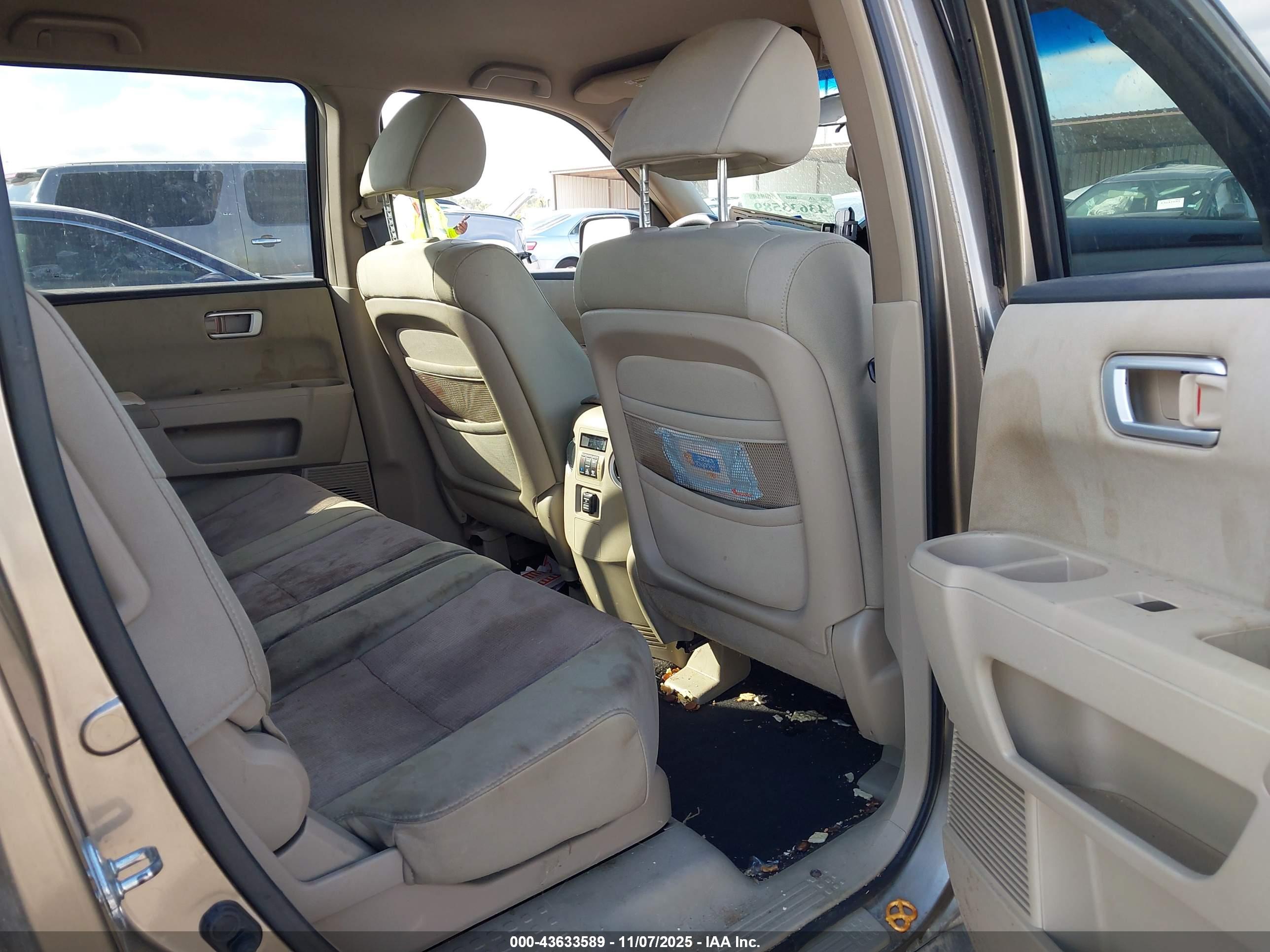 HONDA PILOT image 8
