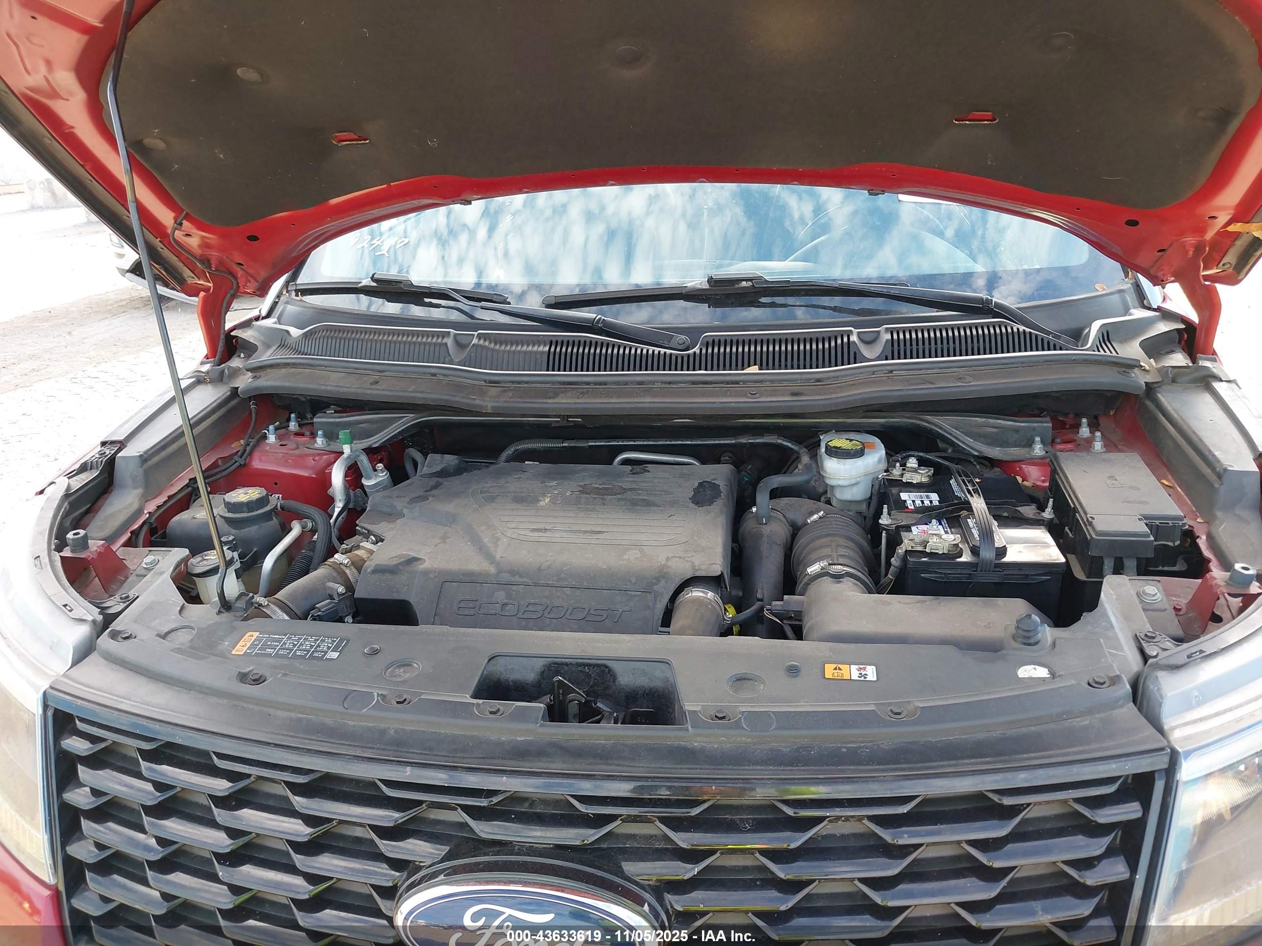 FORD EXPLORER image 10