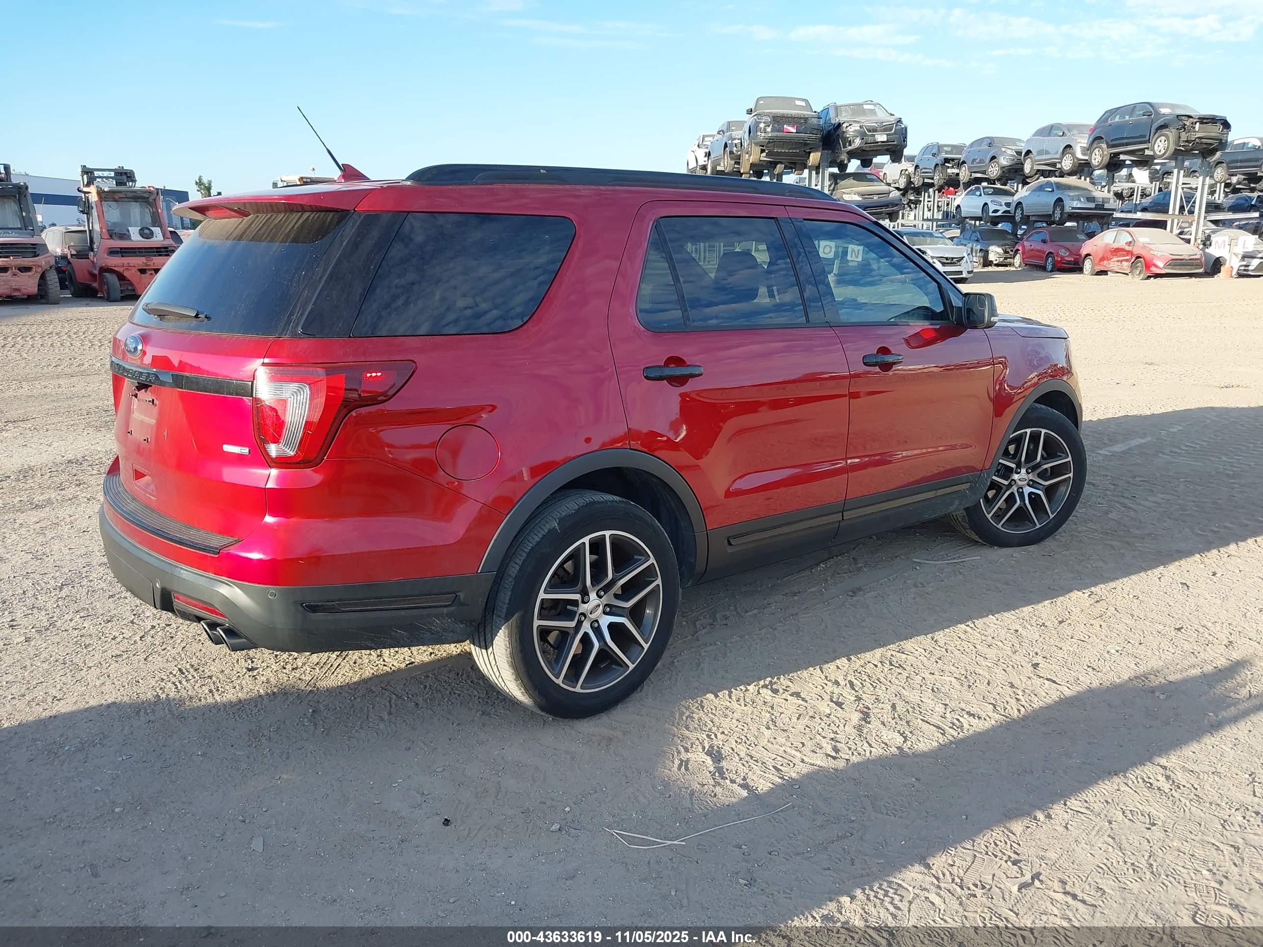FORD EXPLORER image 4