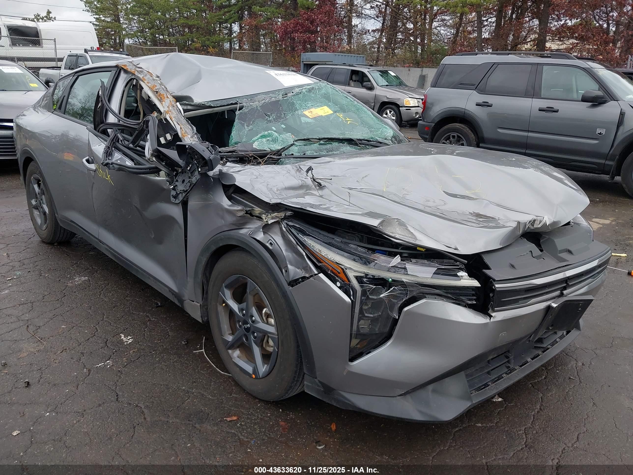 KIA K4 image 6