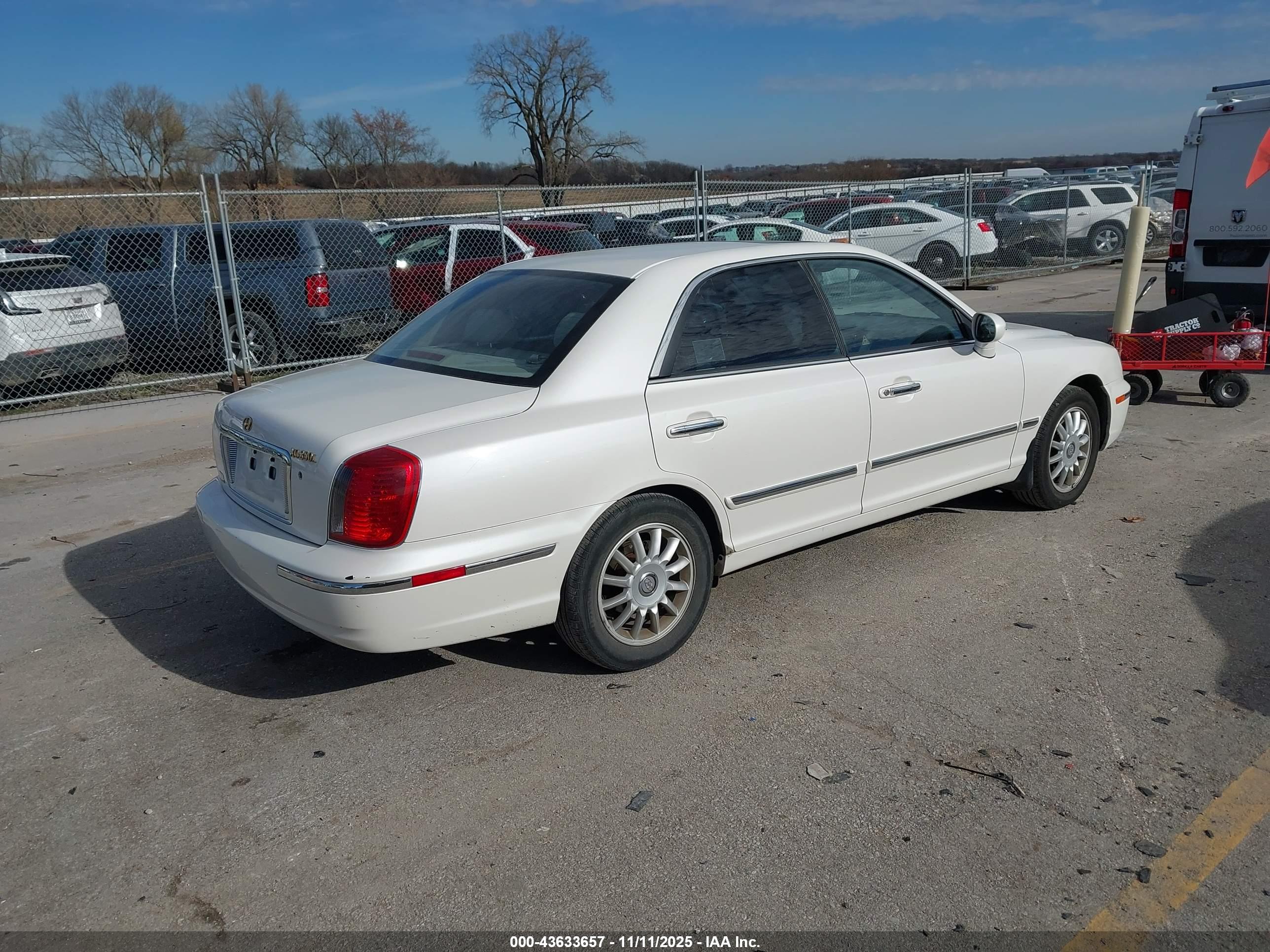 HYUNDAI XG350 image 4