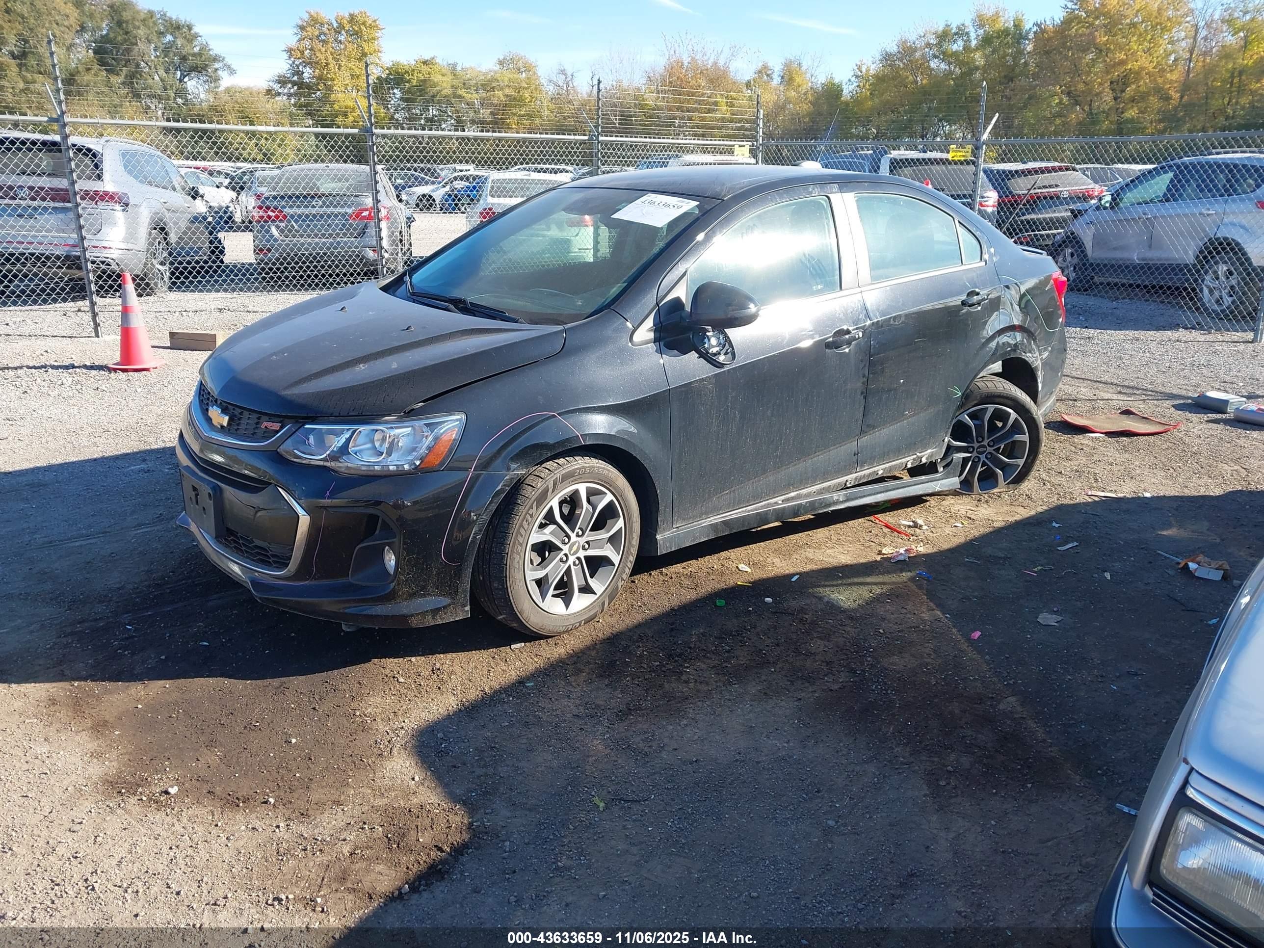 CHEVROLET SONIC image 2