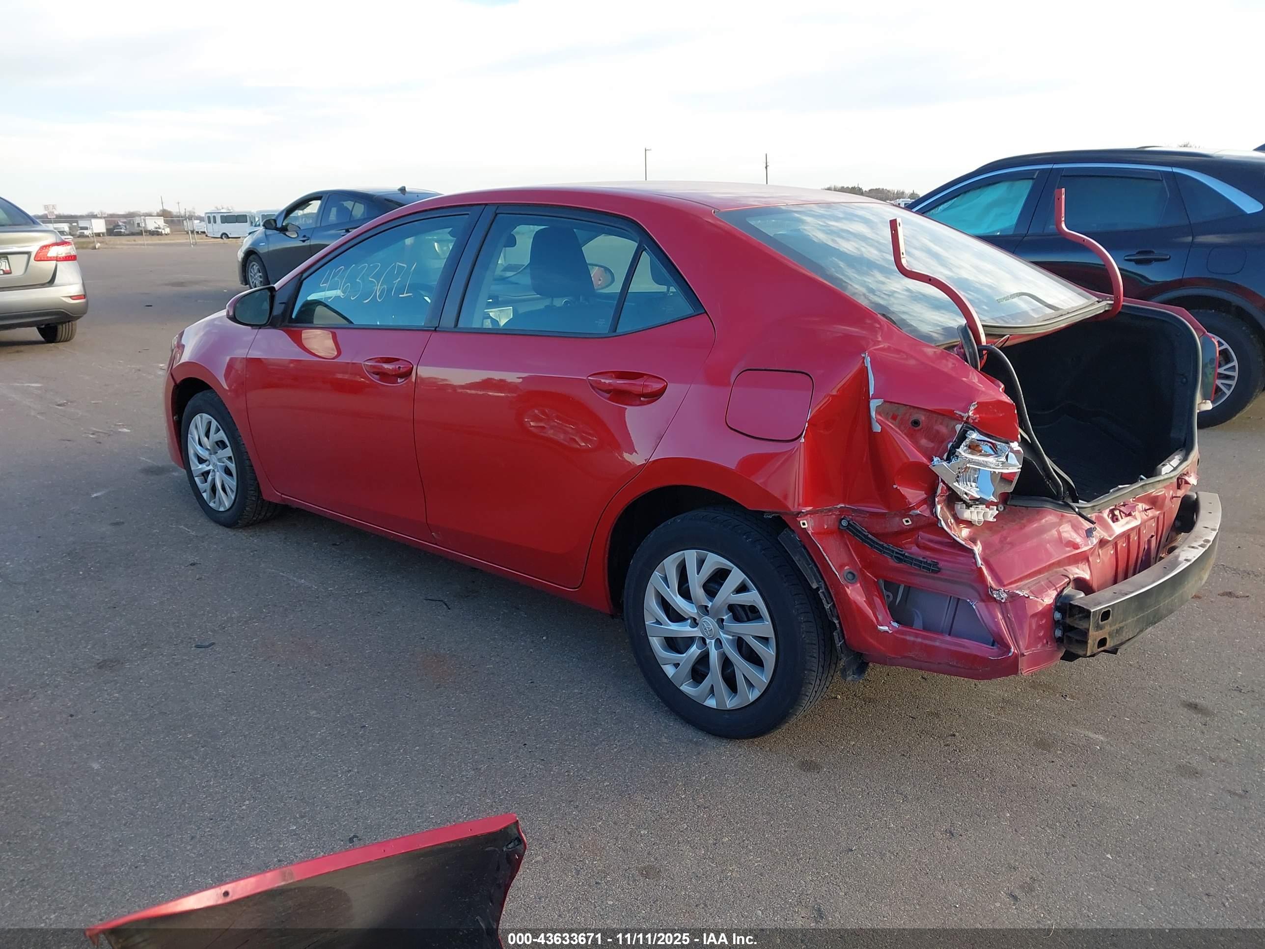 TOYOTA COROLLA image 3