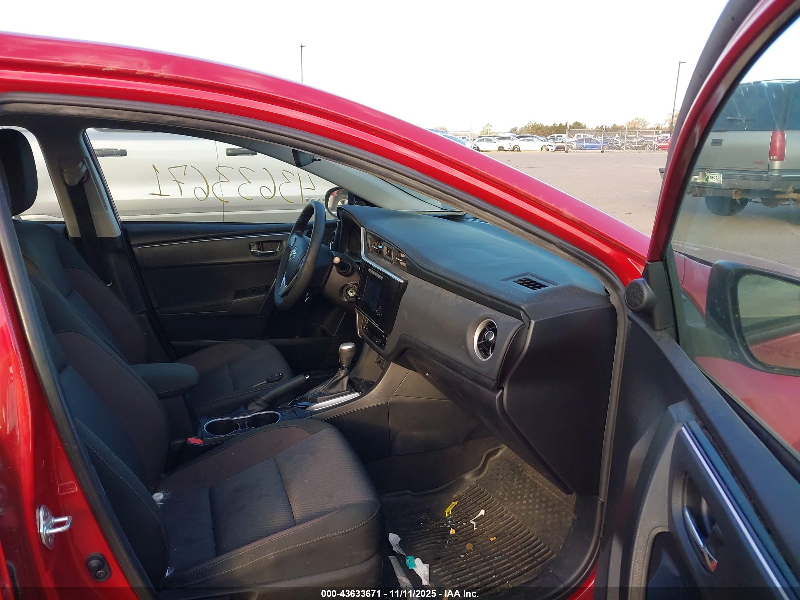 TOYOTA COROLLA image 5