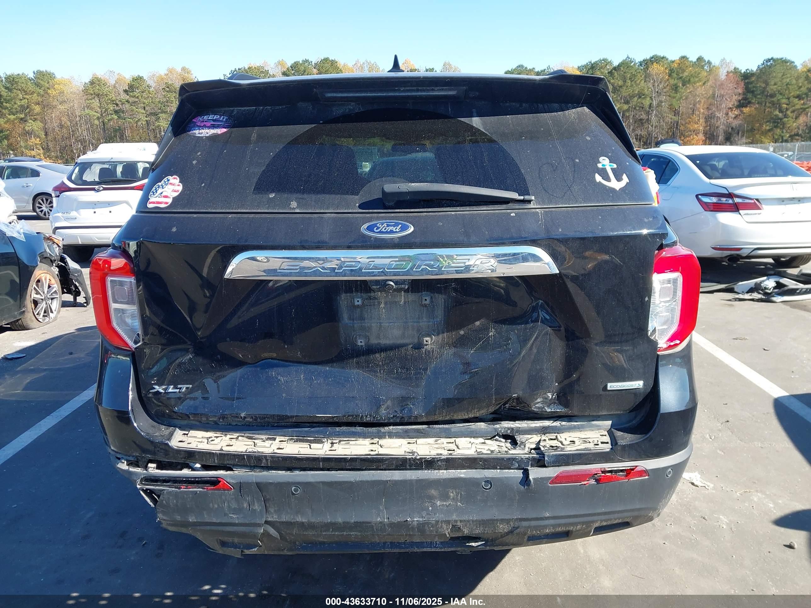 FORD EXPLORER image 6