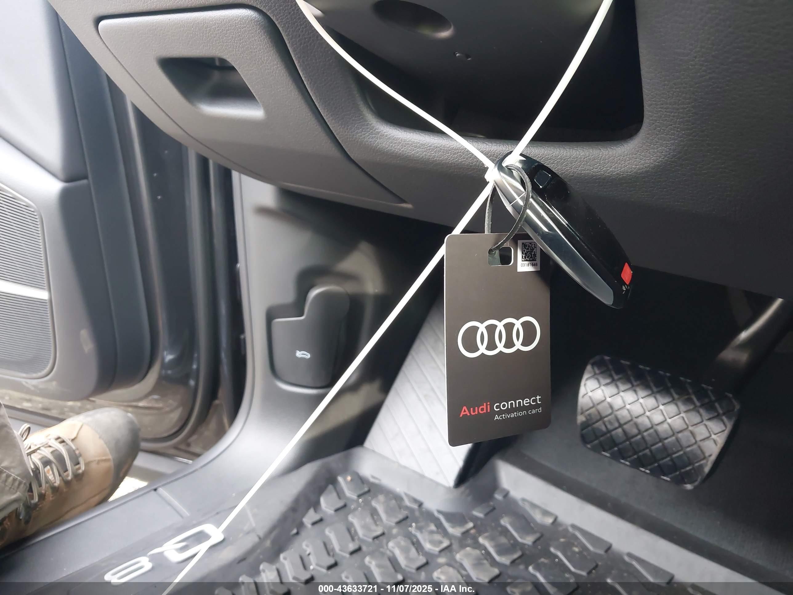 AUDI Q8 image 11