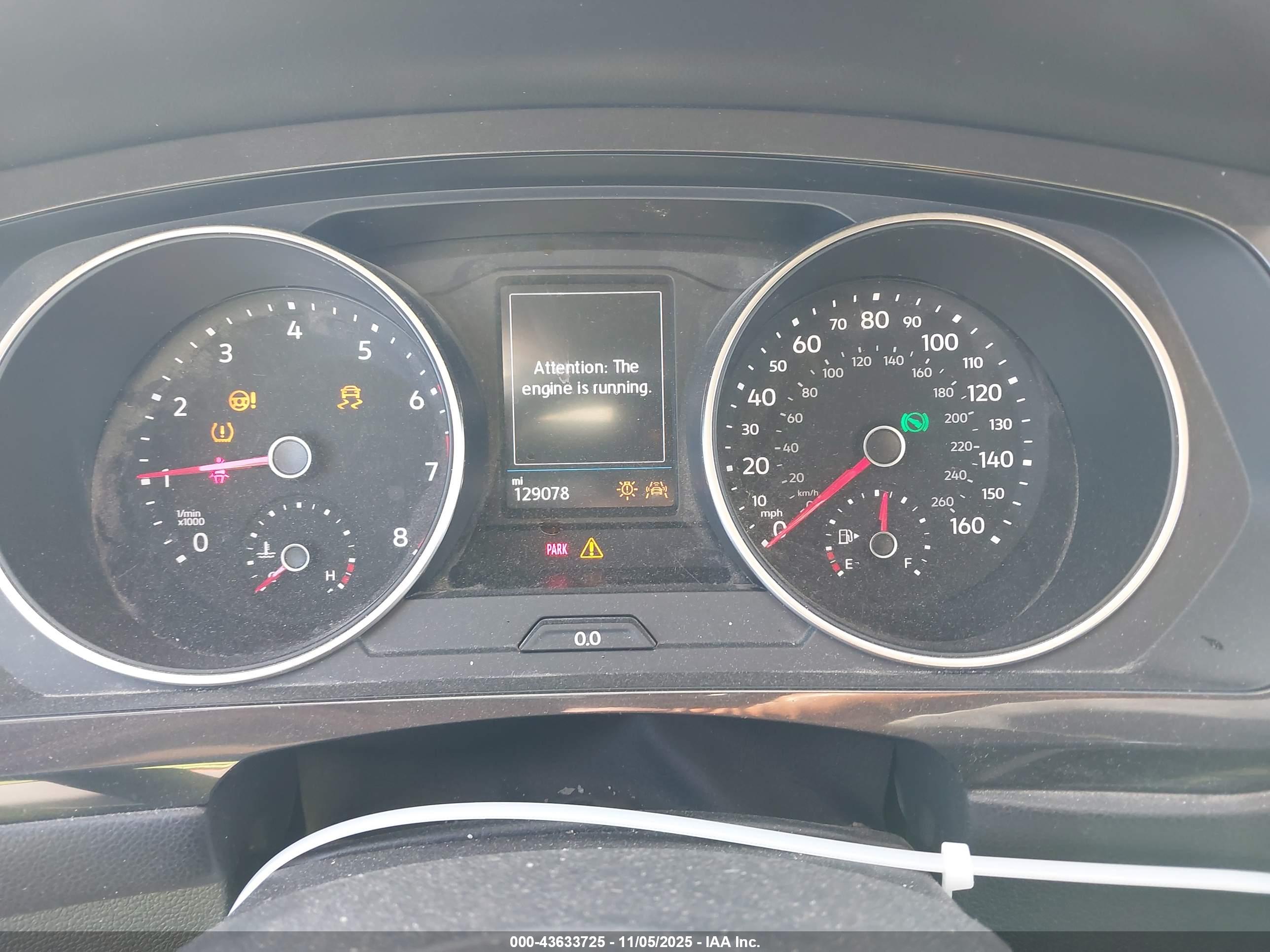 VOLKSWAGEN TIGUAN image 7