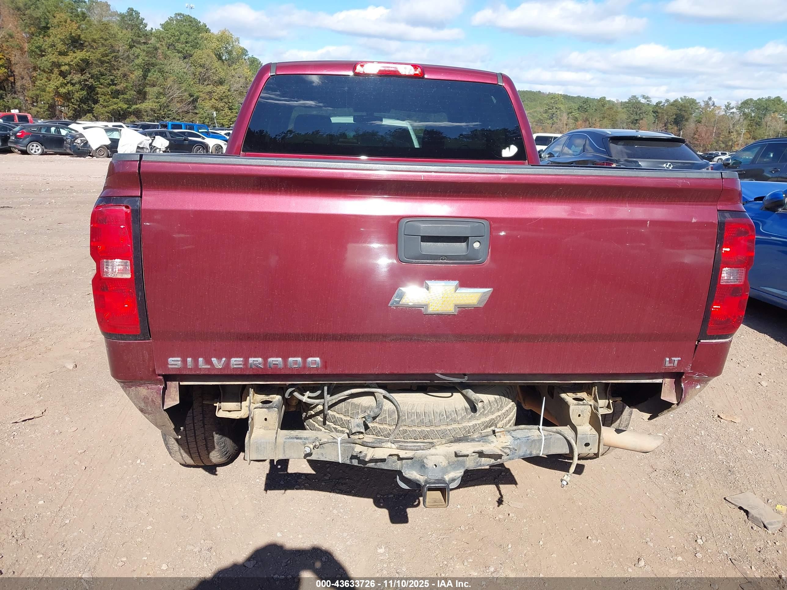 CHEVROLET SILVERADO image 6