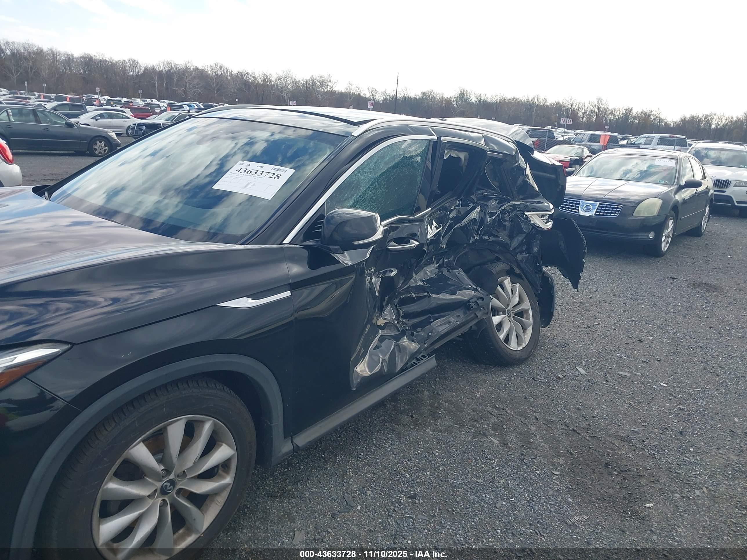 INFINITI QX50 image 6