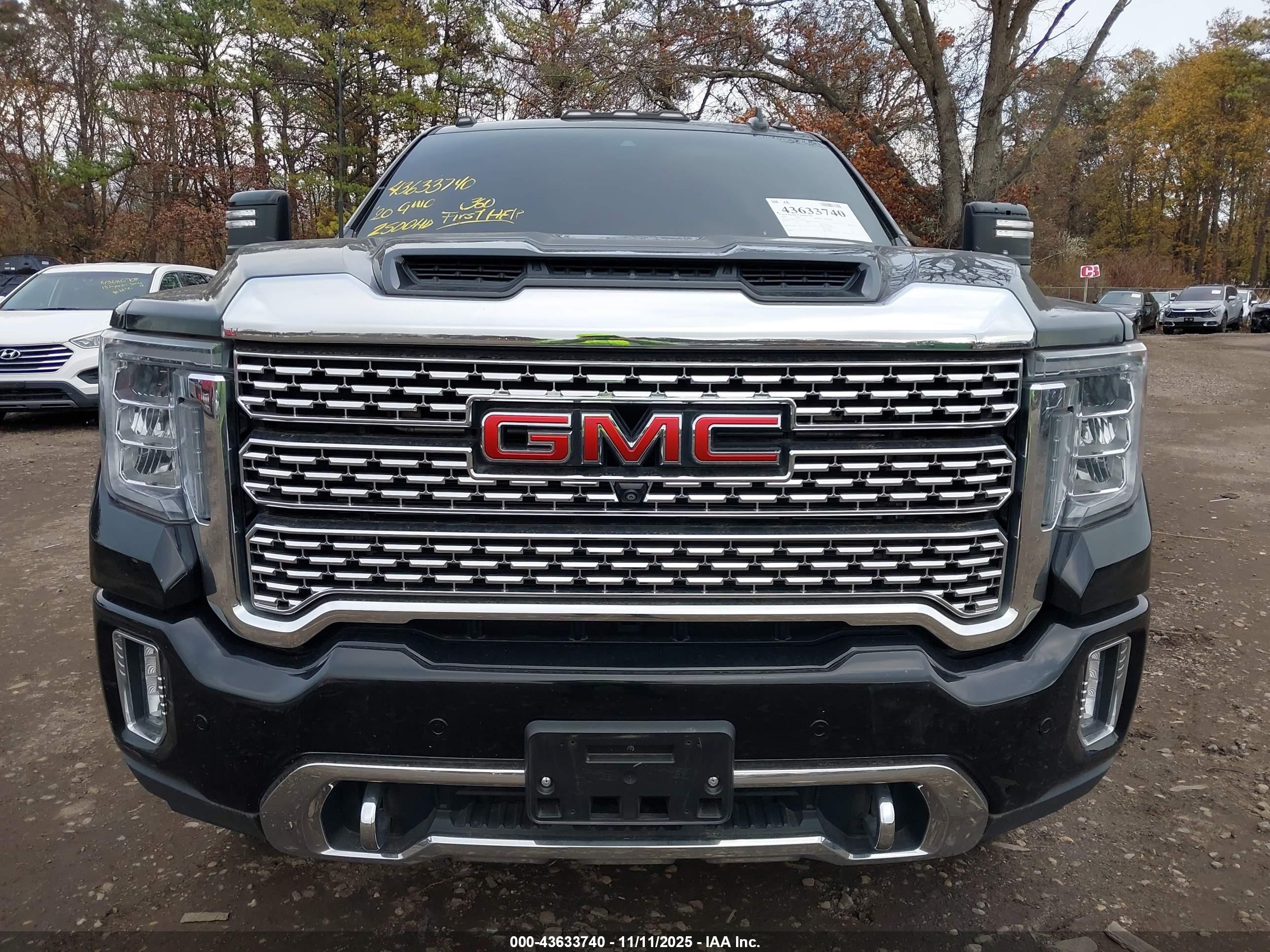 GMC SIERRA image 6