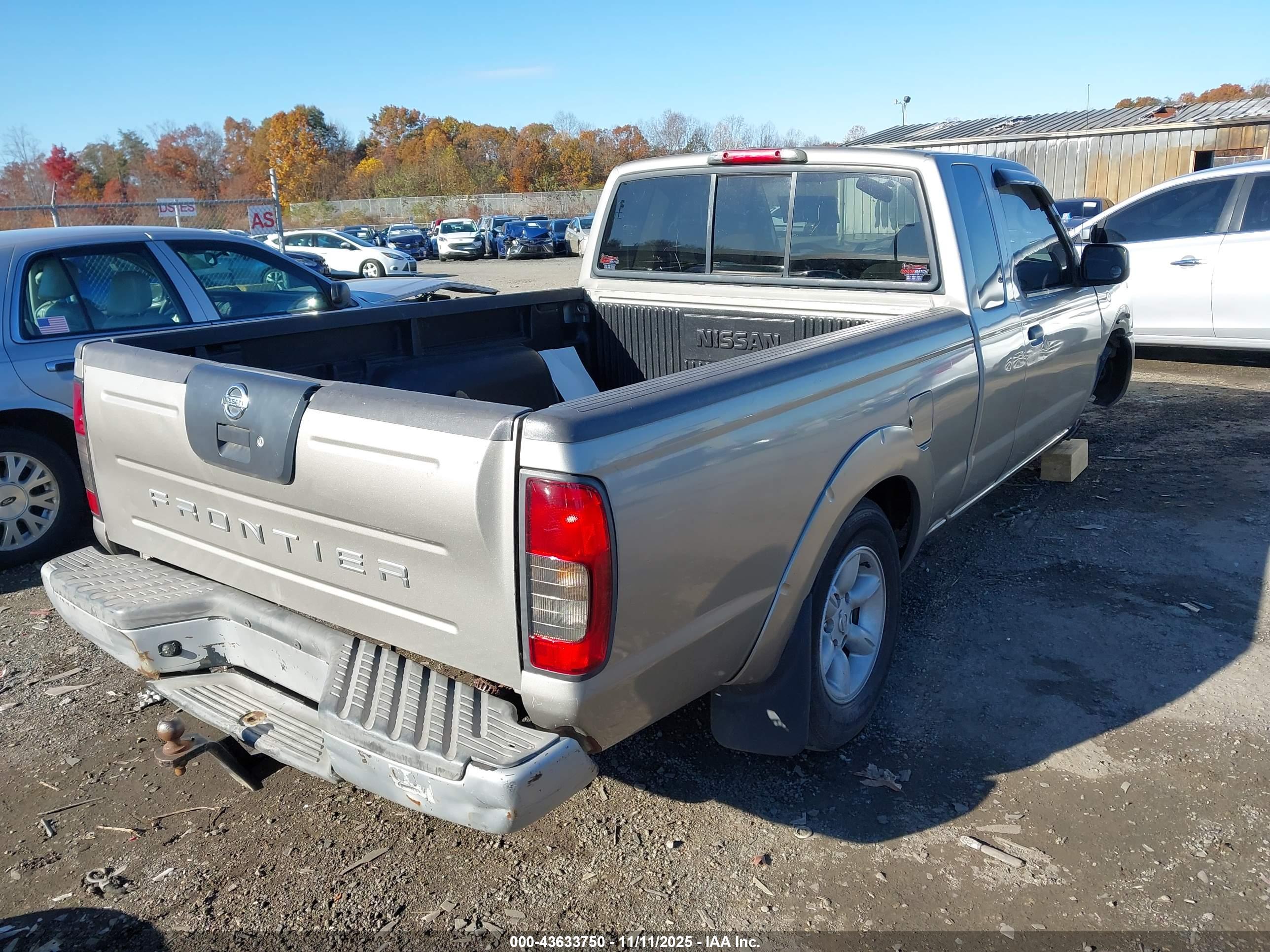 NISSAN FRONTIER image 4