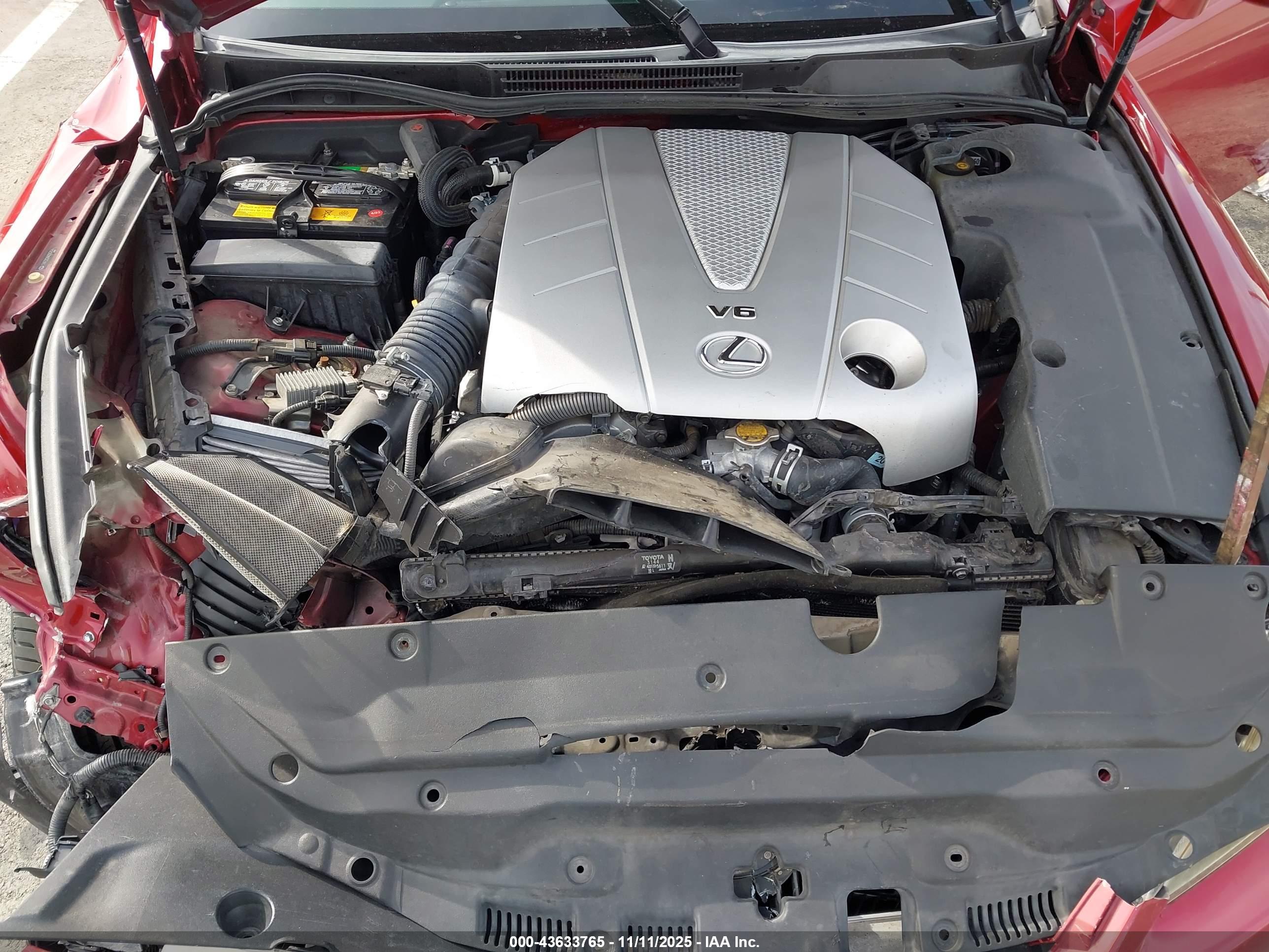 LEXUS IS image 10