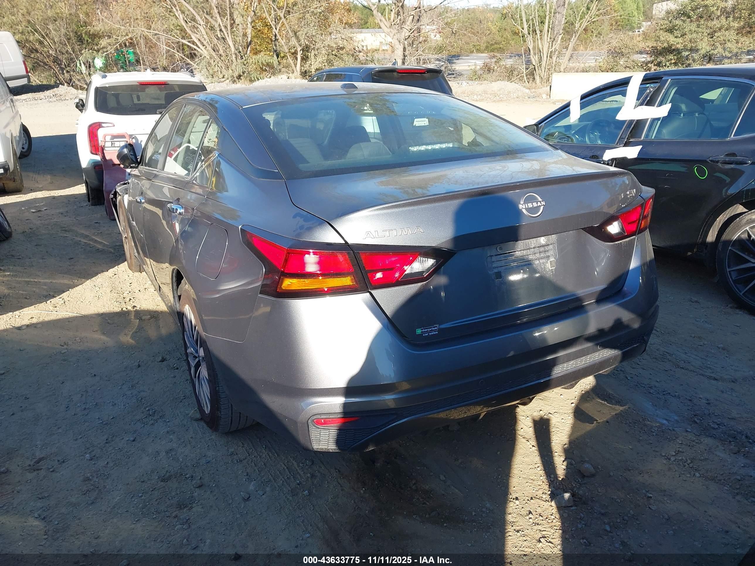NISSAN ALTIMA image 3