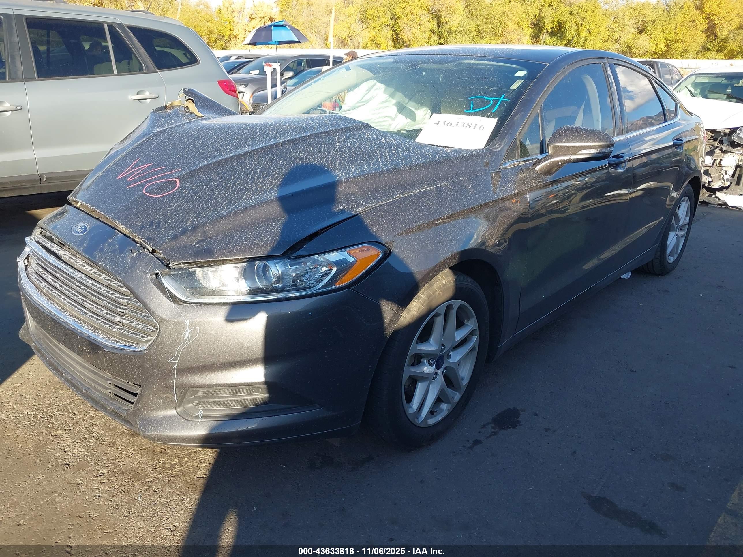 FORD FUSION image 2