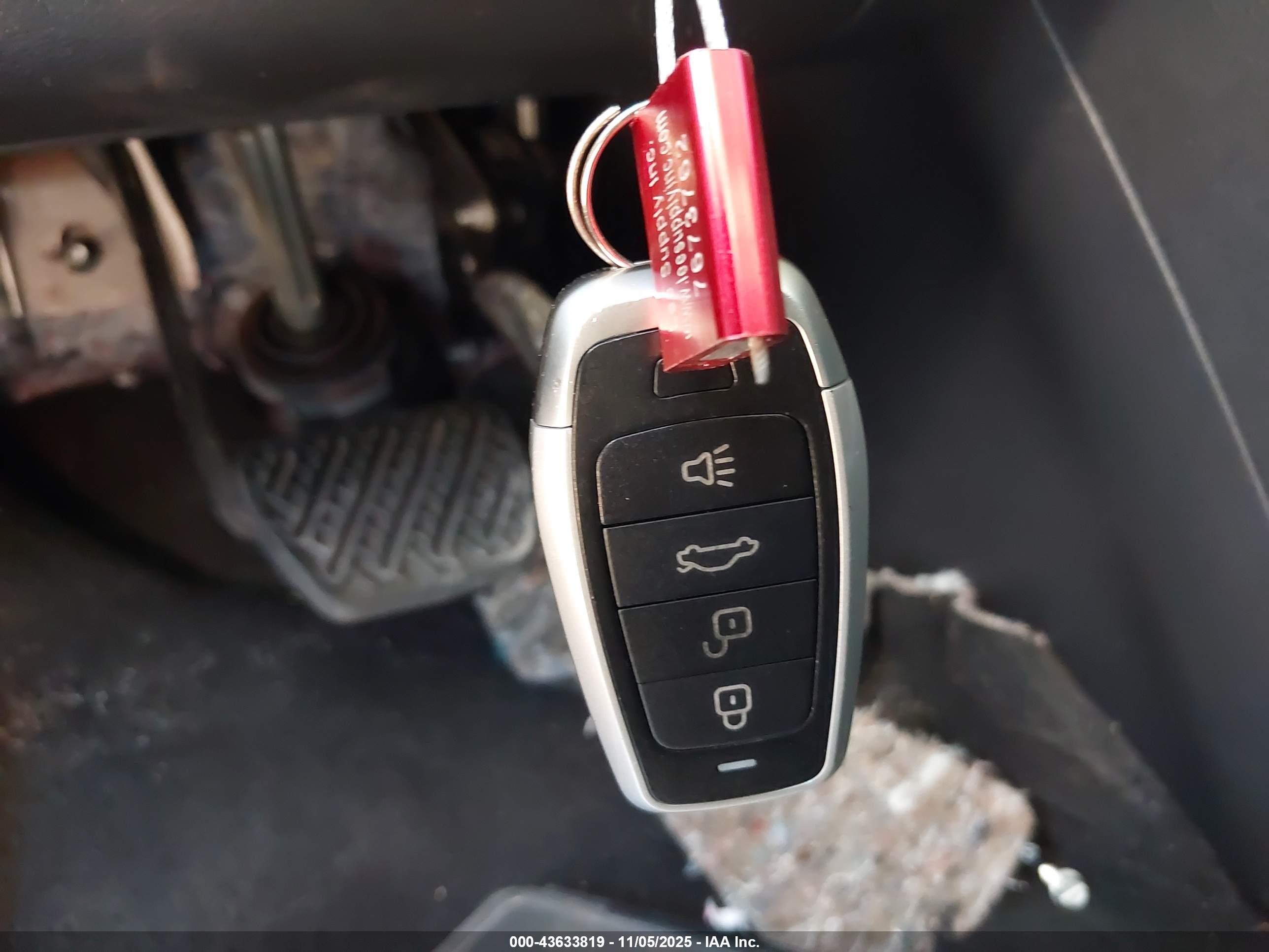 NISSAN MURANO image 11