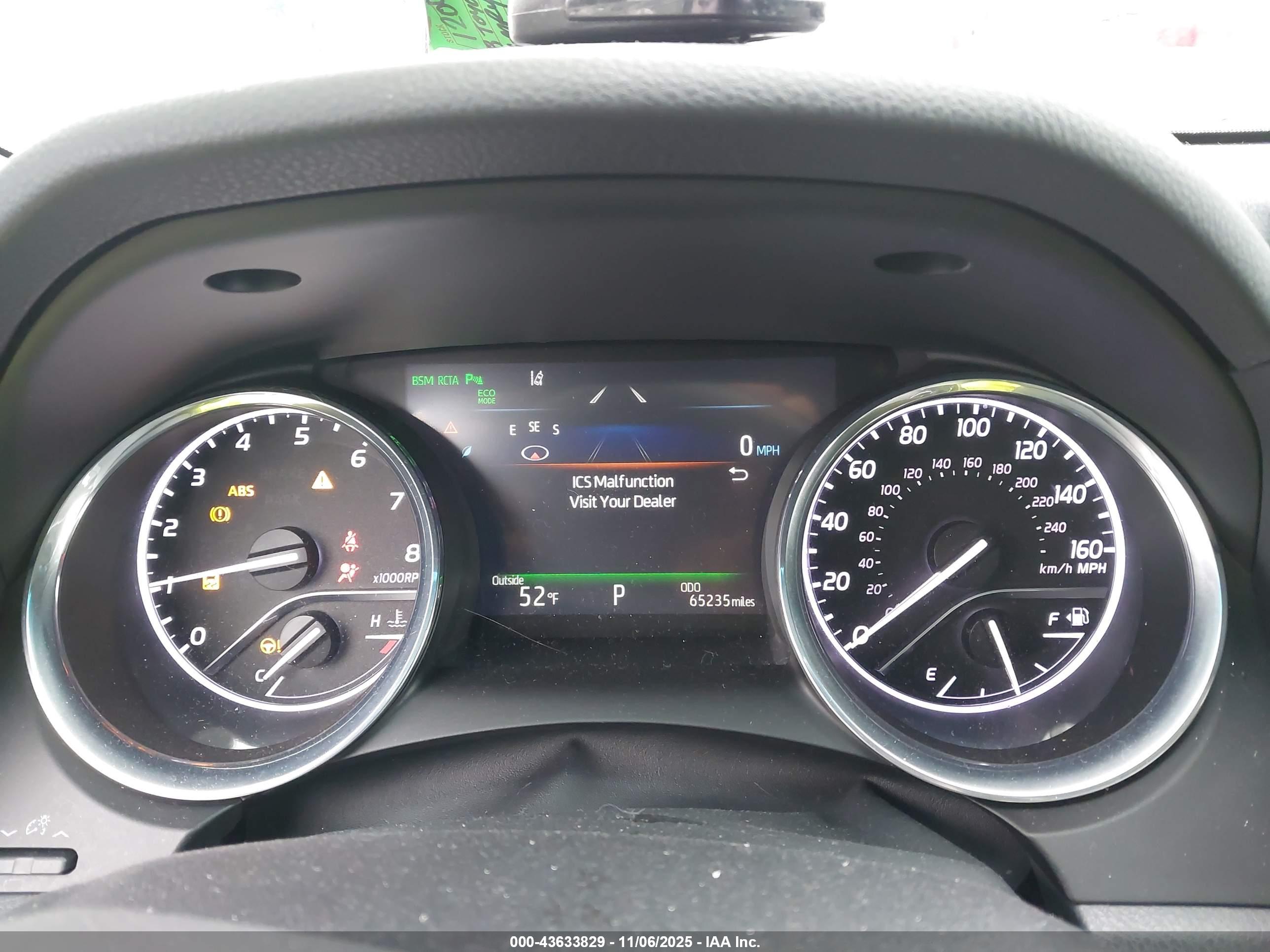 TOYOTA CAMRY image 7