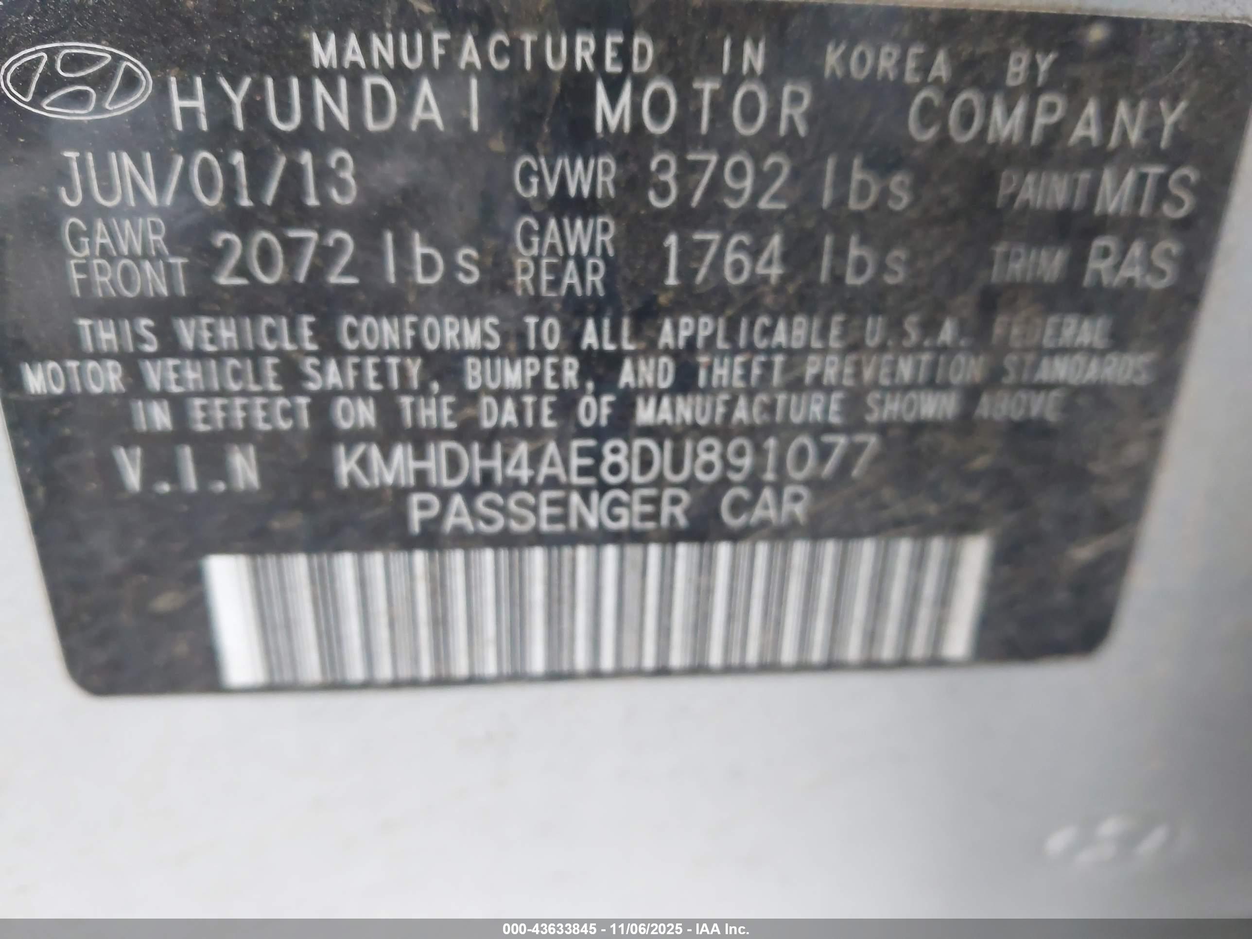 HYUNDAI ELANTRA image 9