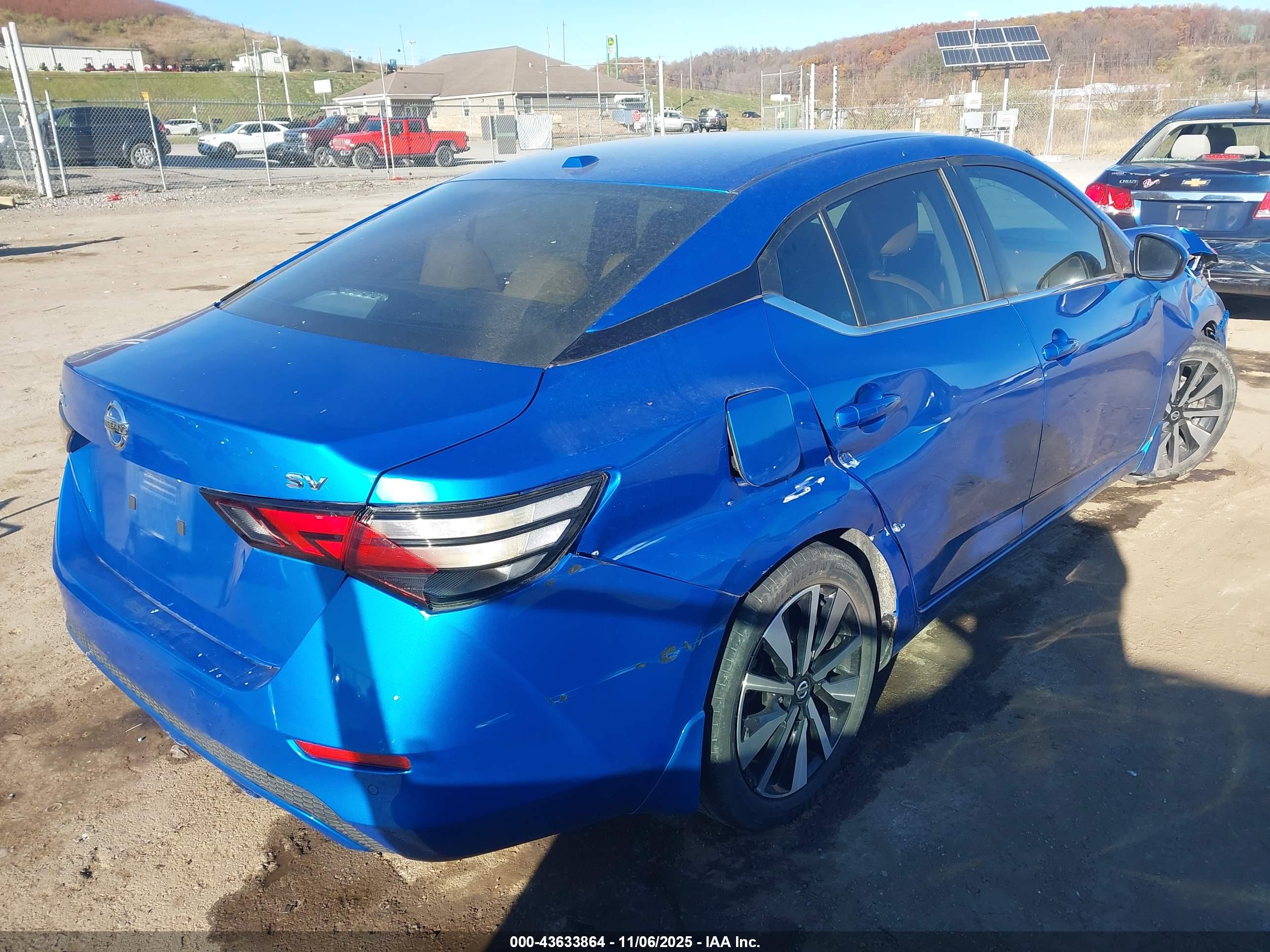 NISSAN SENTRA image 4