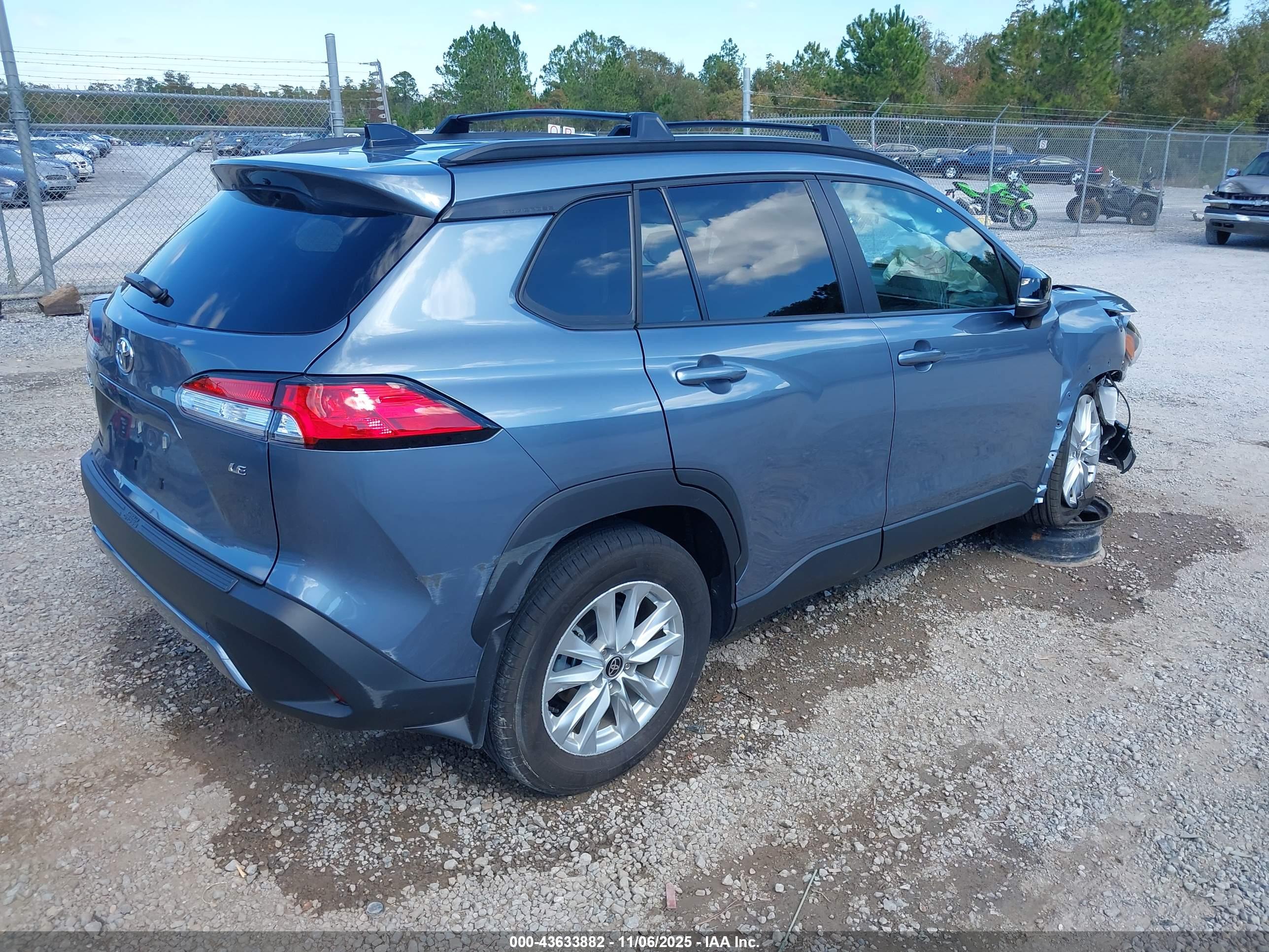 TOYOTA COROLLA image 4