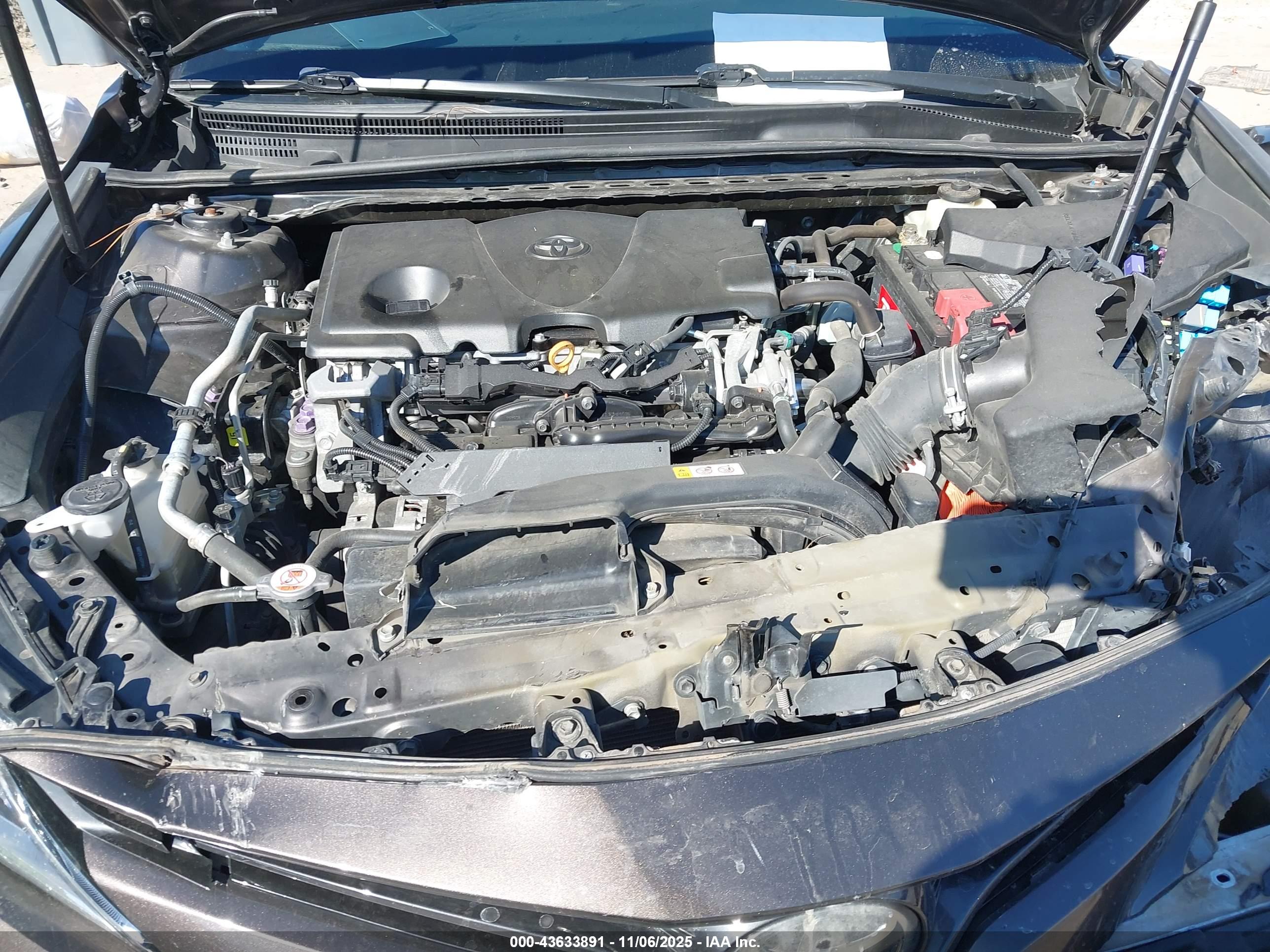 TOYOTA CAMRY image 10