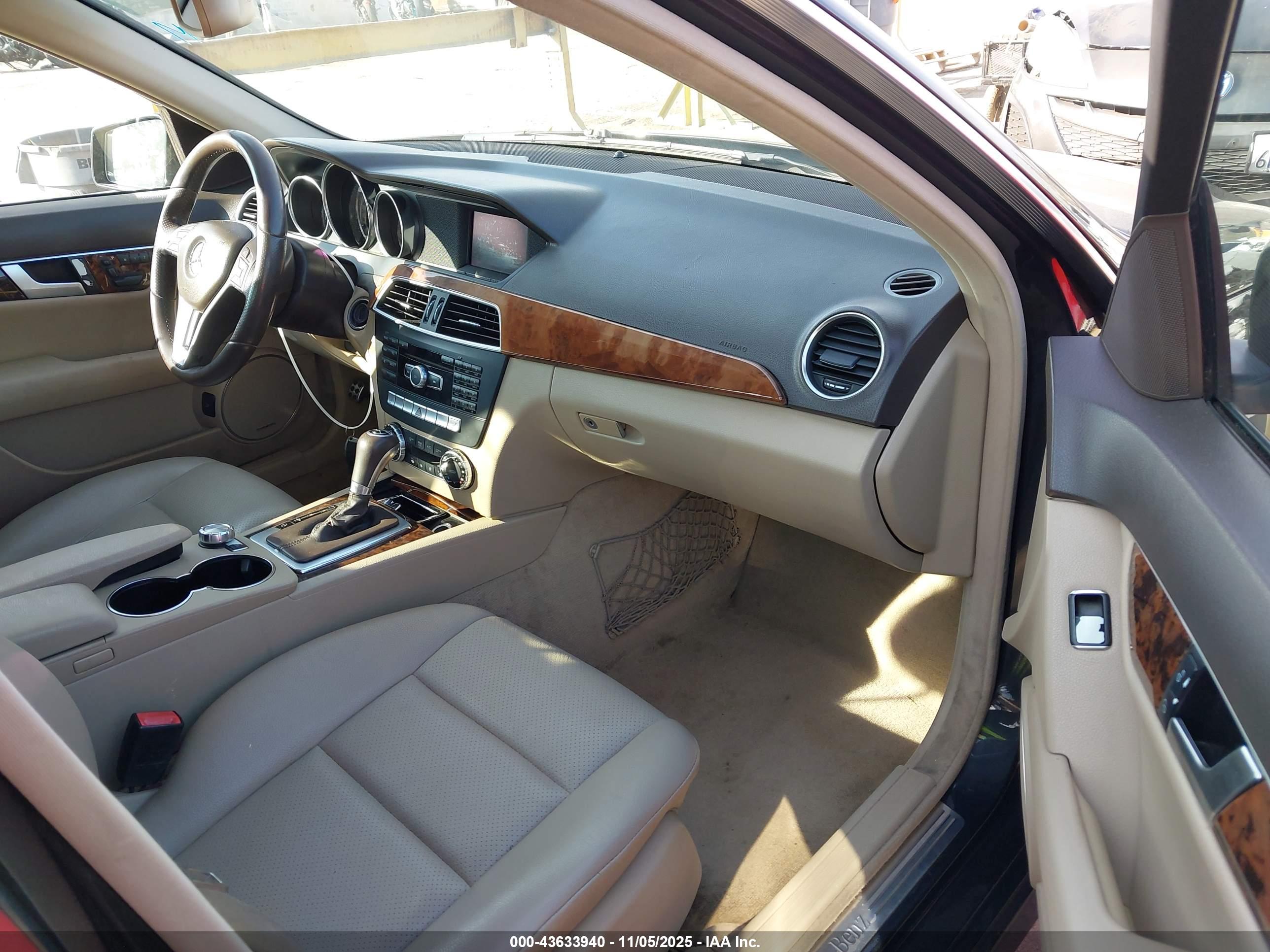 MERCEDES-BENZ C image 5