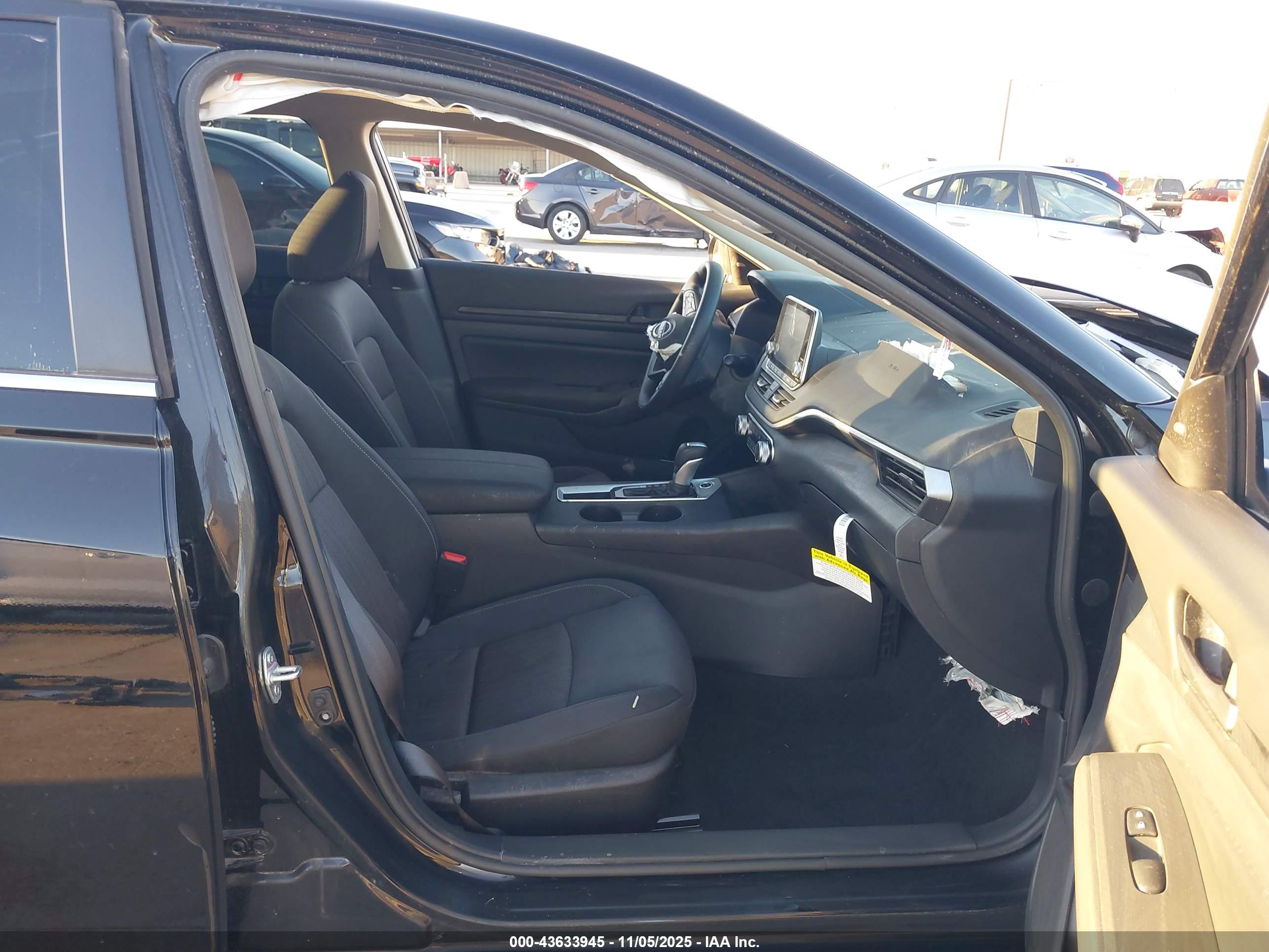 NISSAN ALTIMA image 5