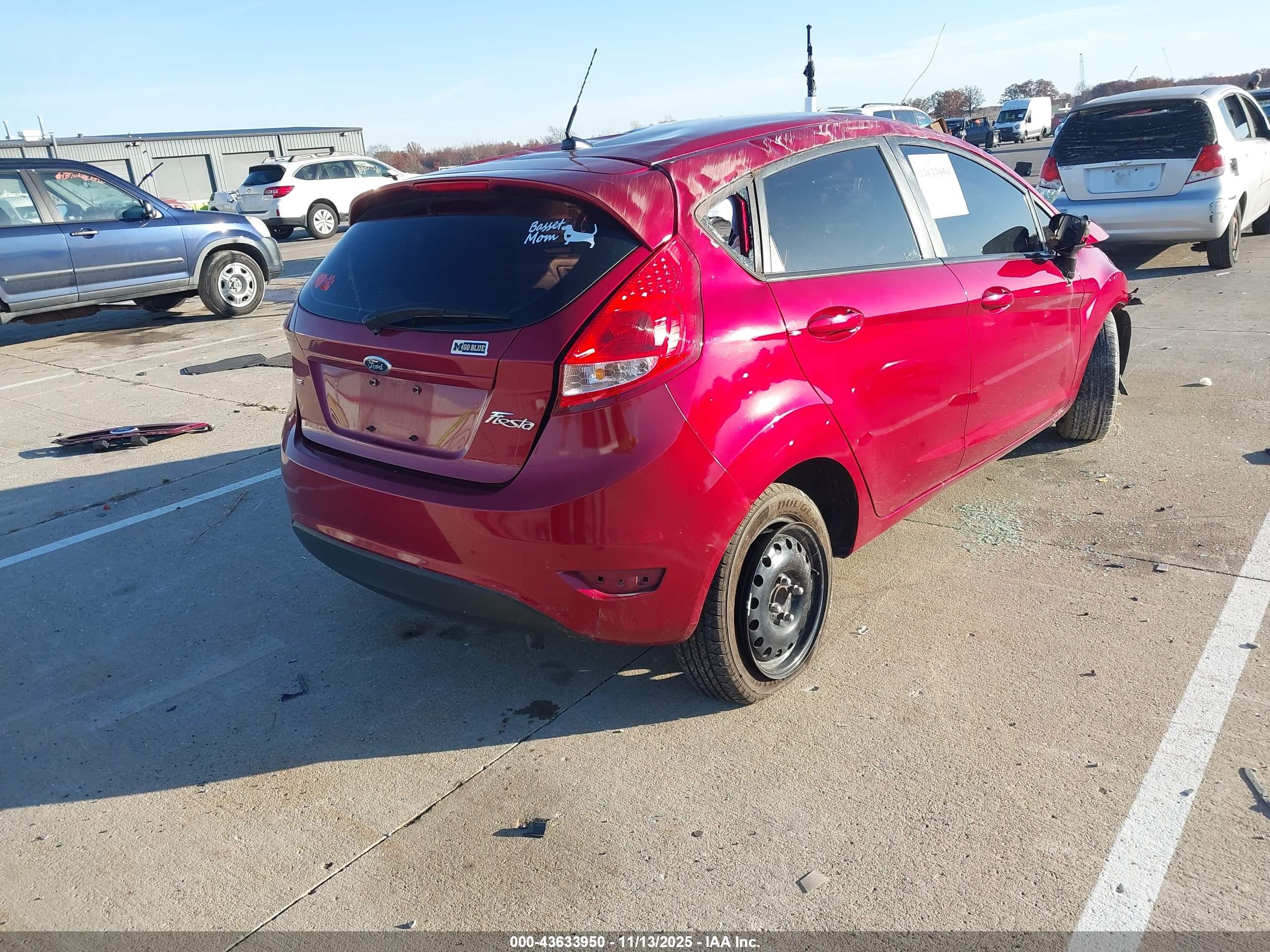 FORD FIESTA image 4