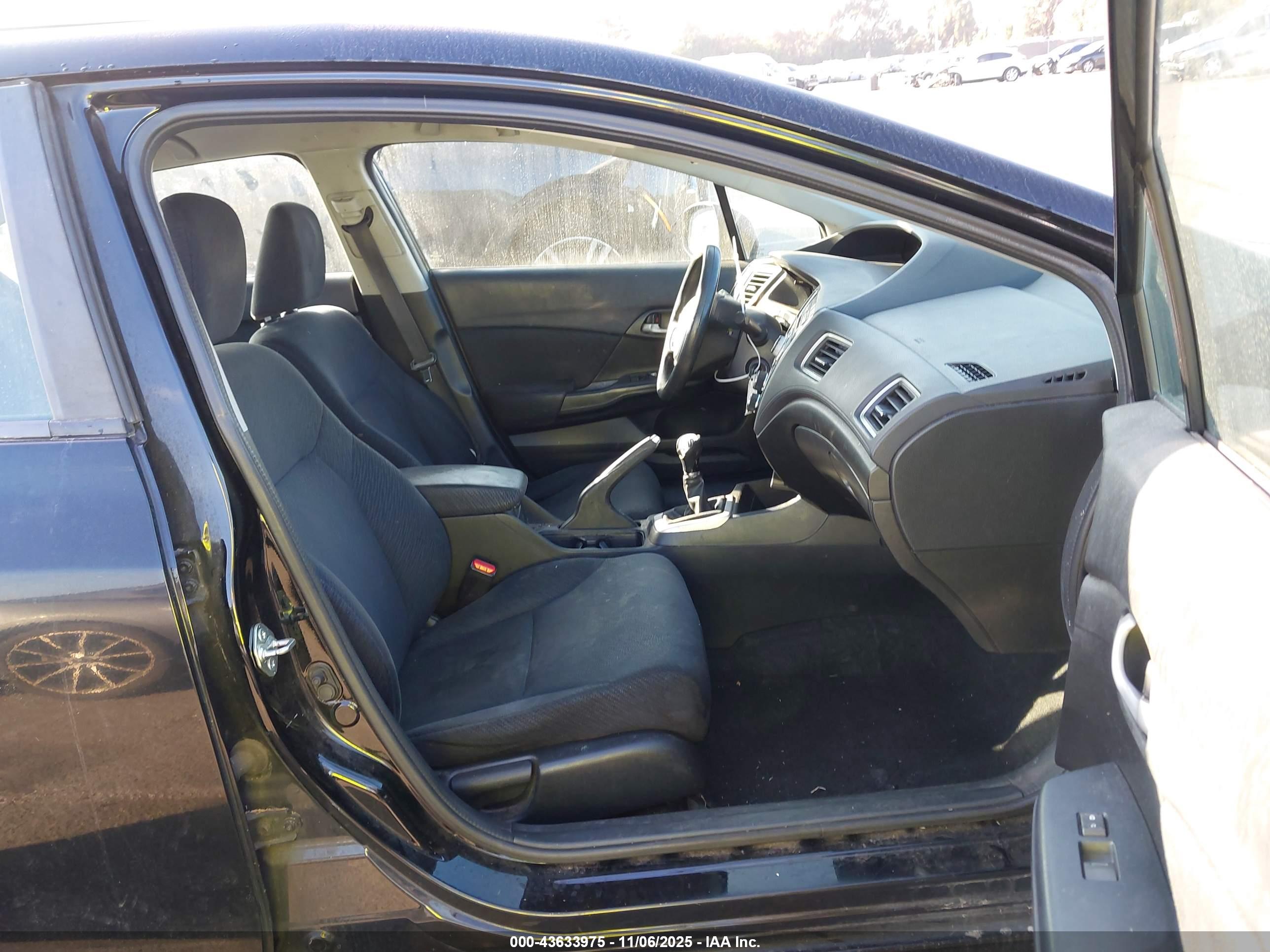 HONDA CIVIC image 5